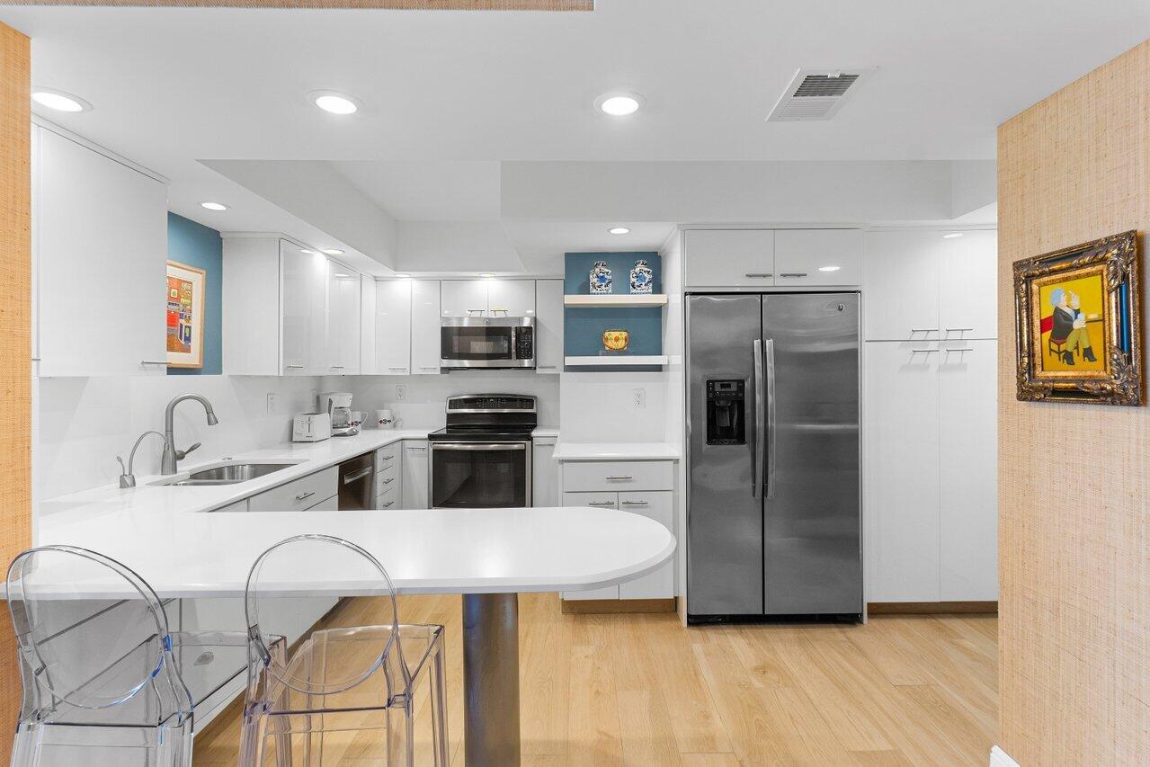 3300 S Ocean Boulevard 407n