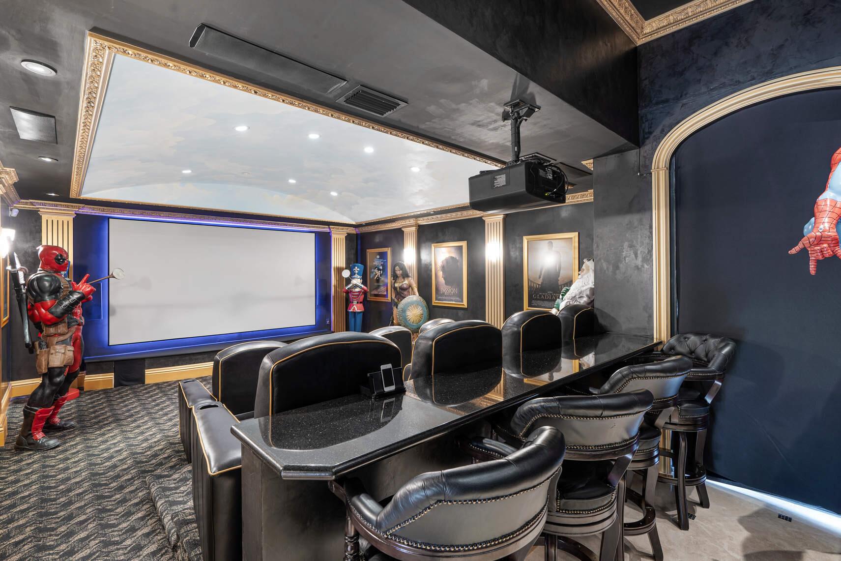 650 Golden Harbour Drive