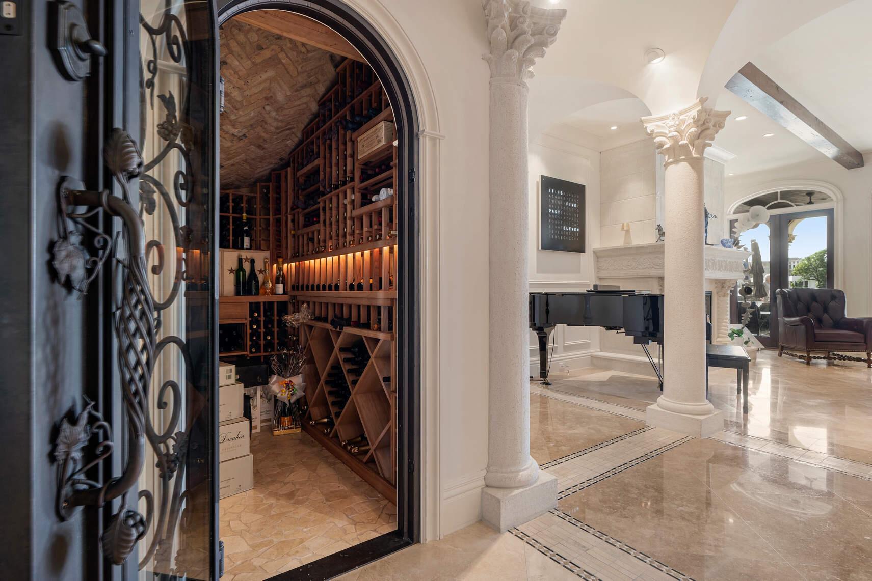 650 Golden Harbour Drive