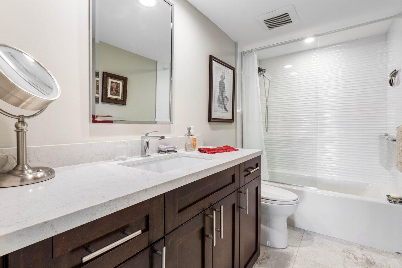 3300 S Ocean 404 S Boulevard 404s