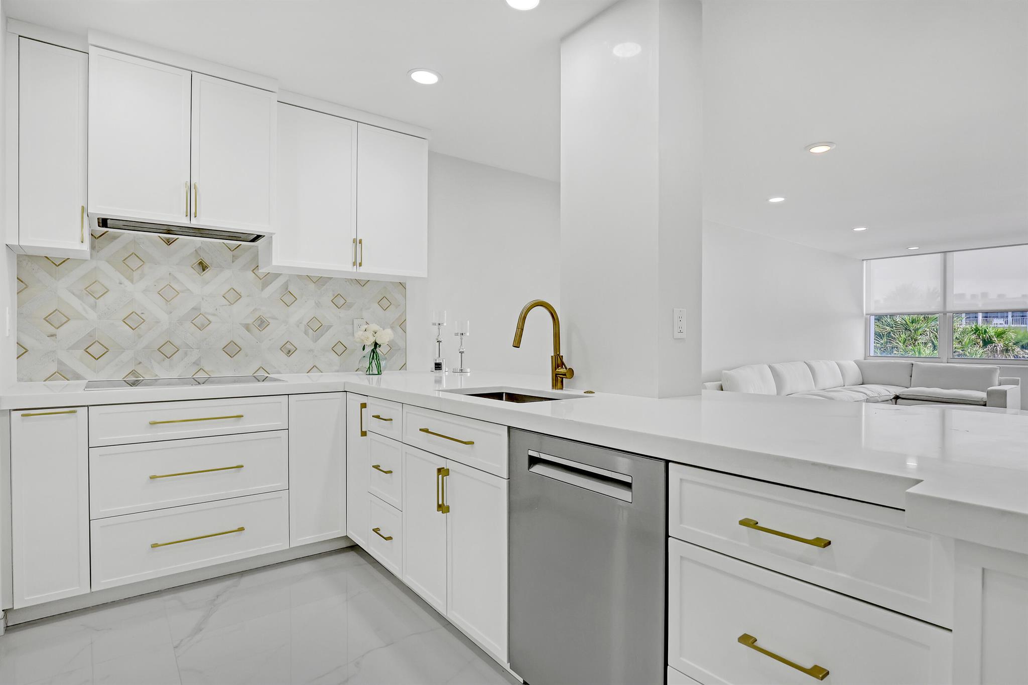 2295 S Ocean Boulevard 321
