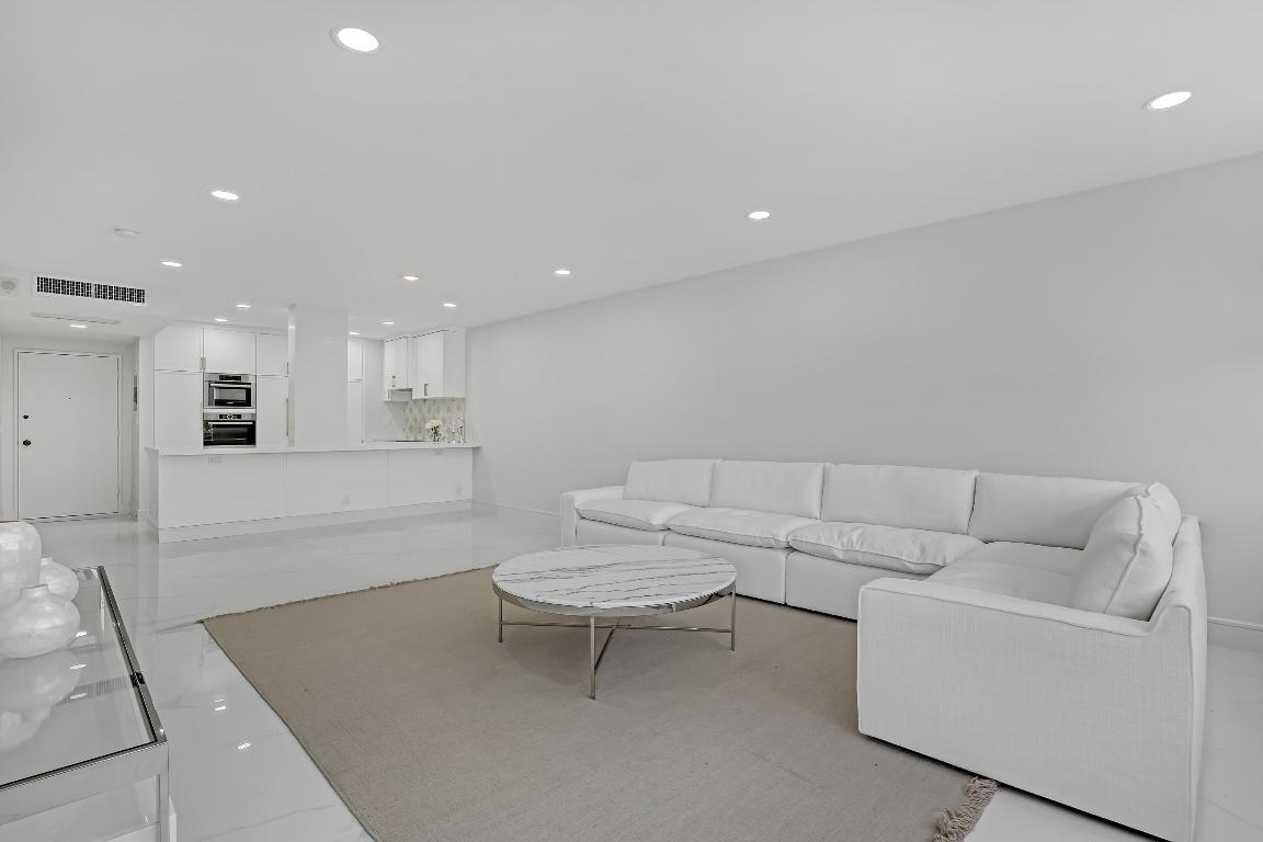 2295 S Ocean Boulevard 321