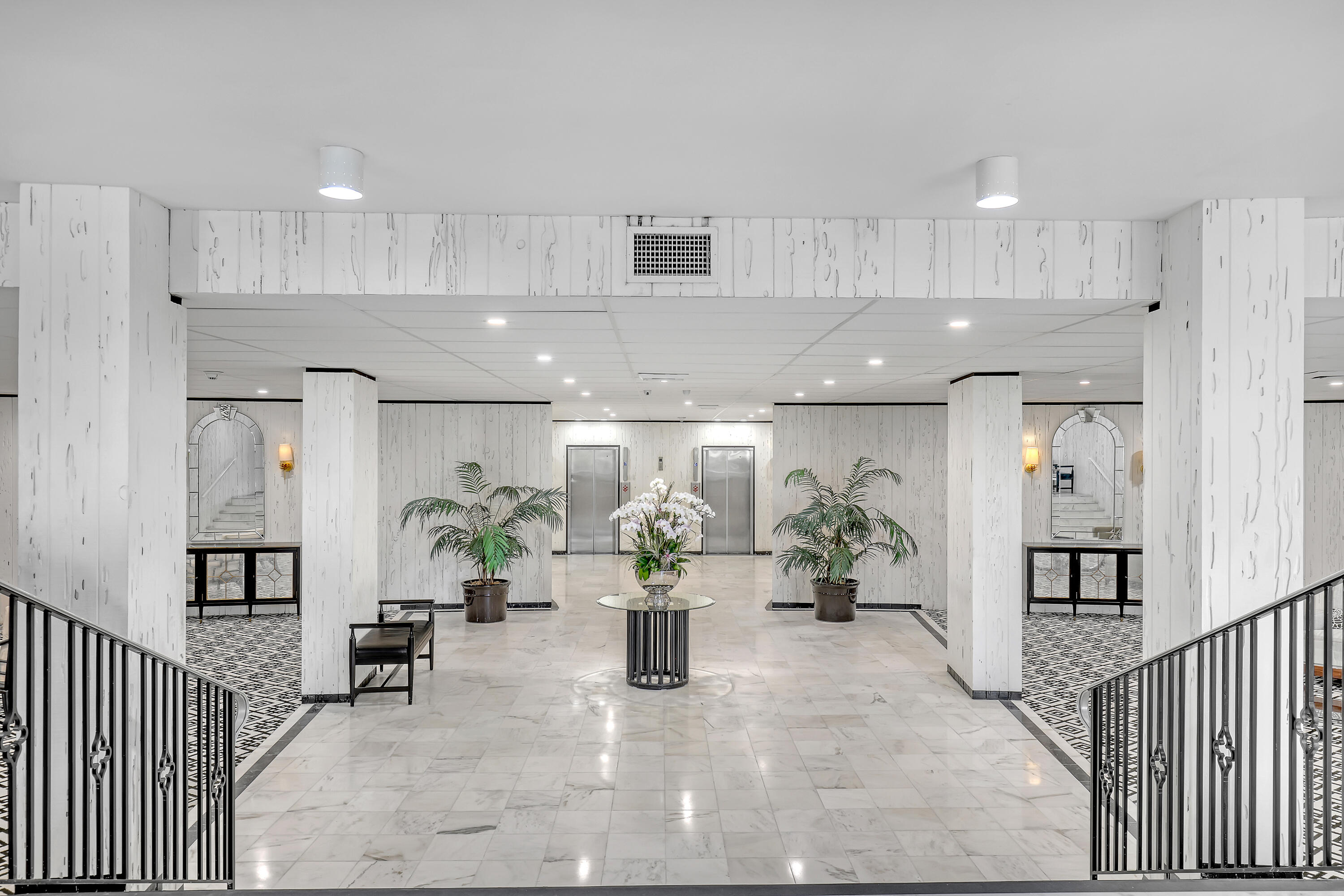 2295 S Ocean Boulevard 321