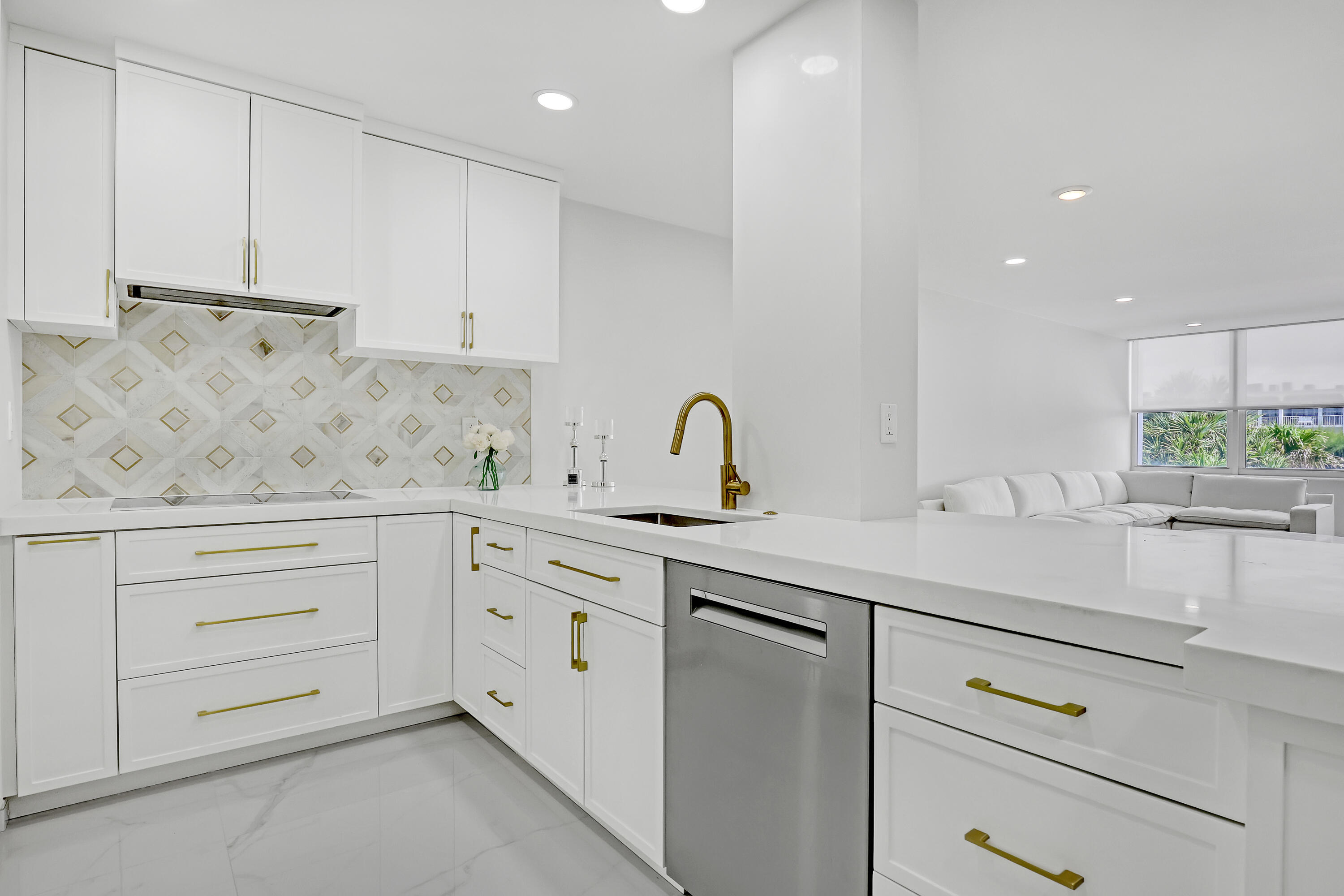 2295 S Ocean Boulevard 321