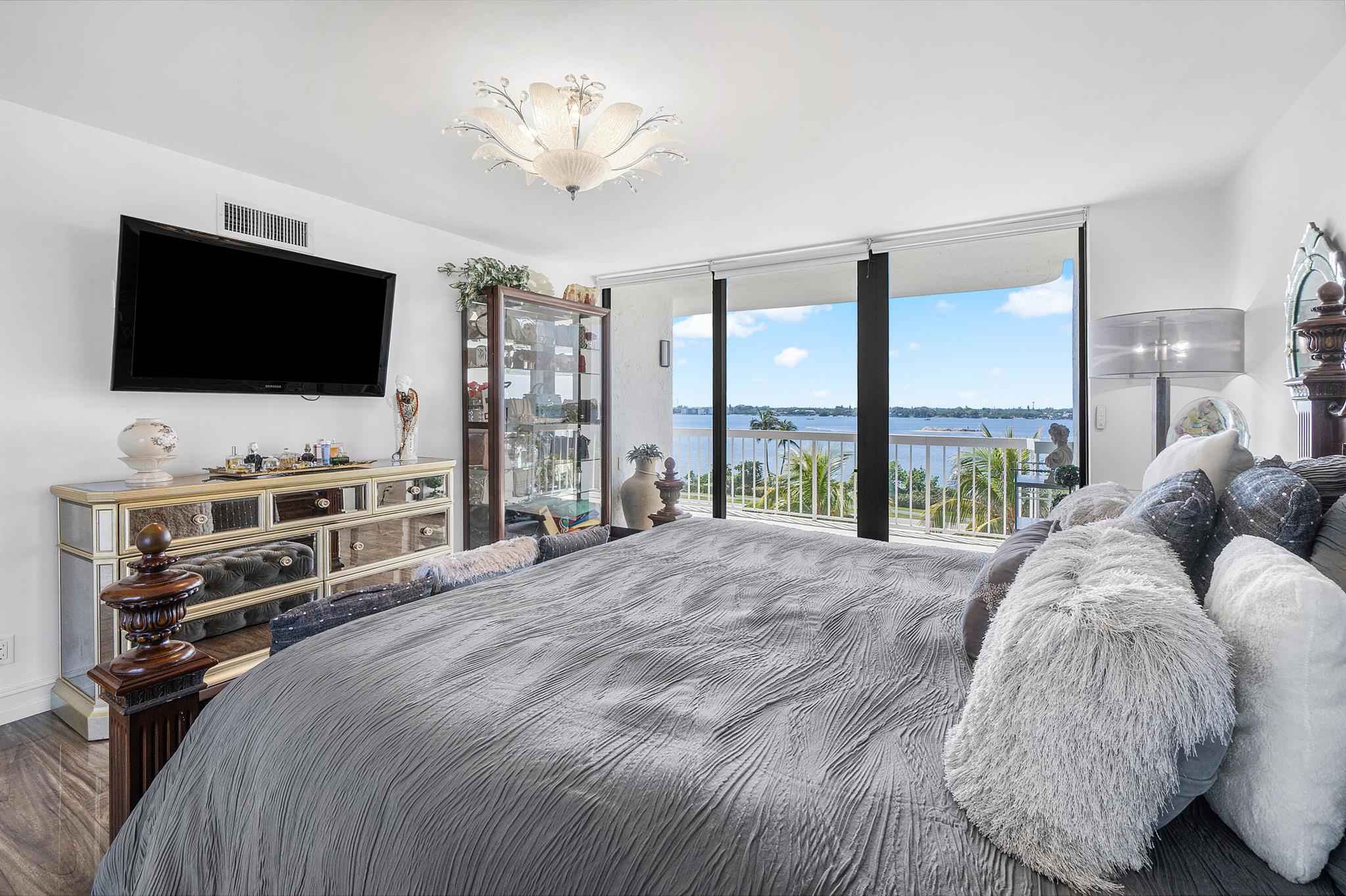 3300 S Ocean Boulevard N 405