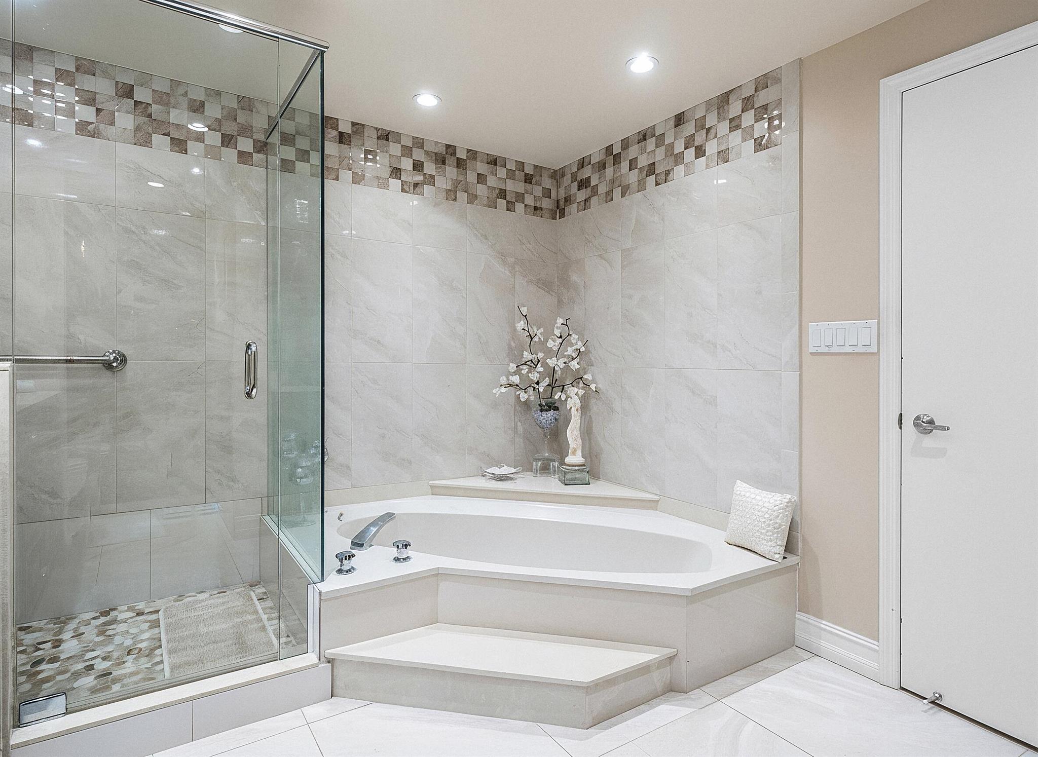 3300 S Ocean Boulevard N 405