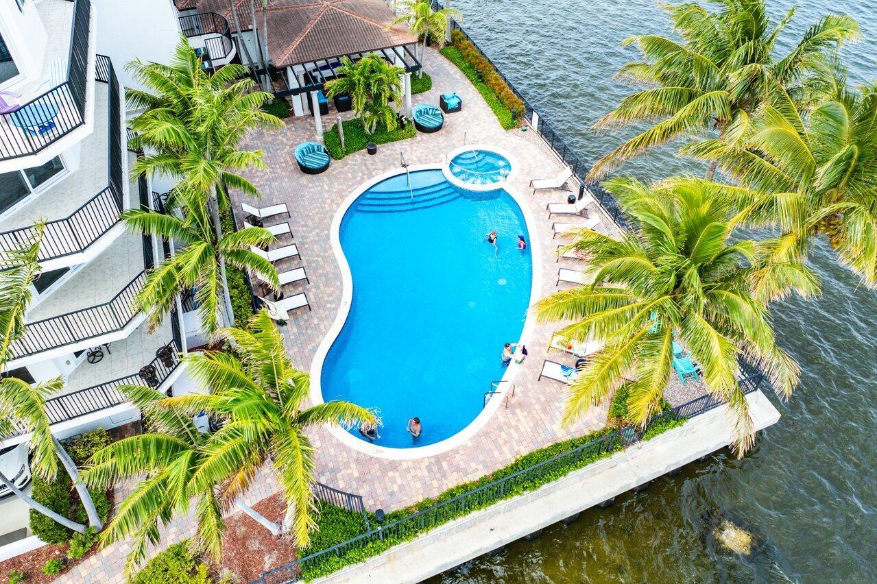 2678 N Federal Highway 32