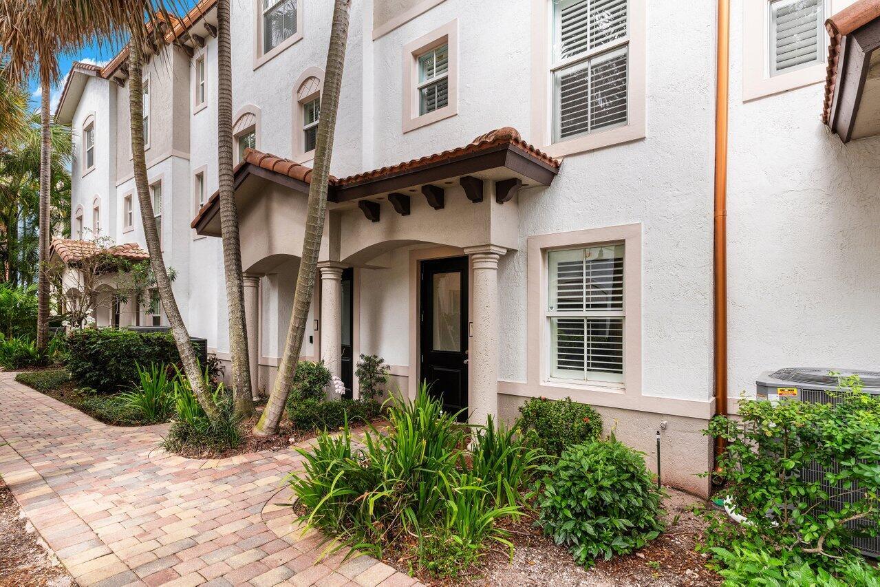 2678 N Federal Highway 32