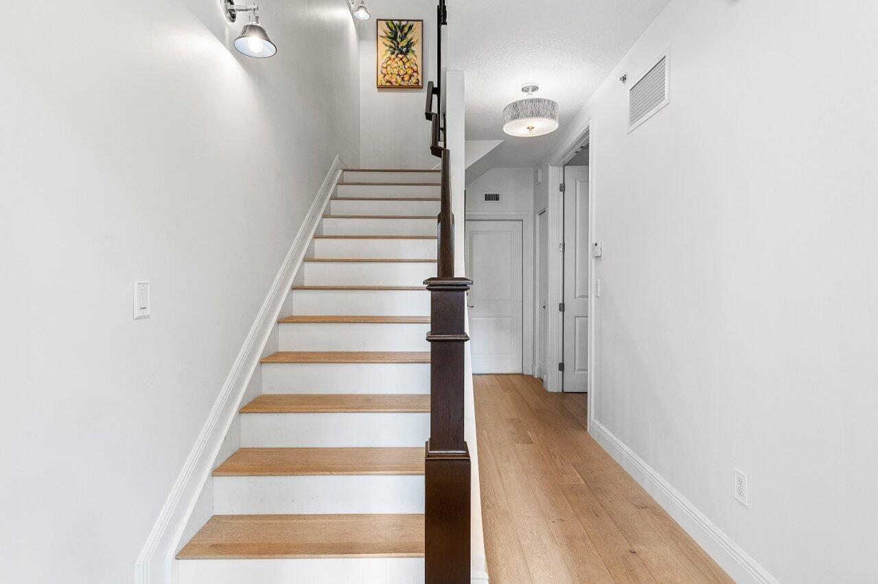 2678 N Federal Highway 32