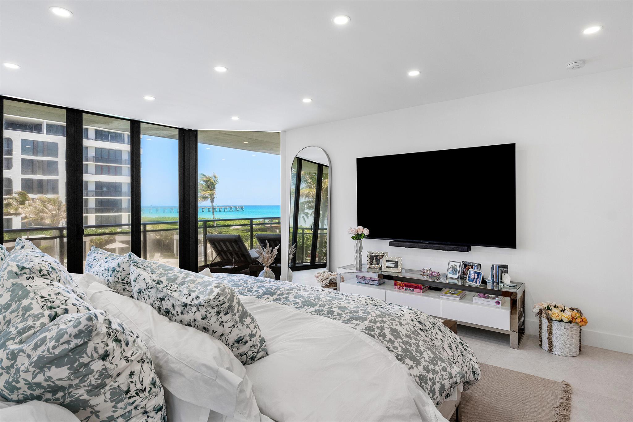 3100 S Ocean Boulevard 201s