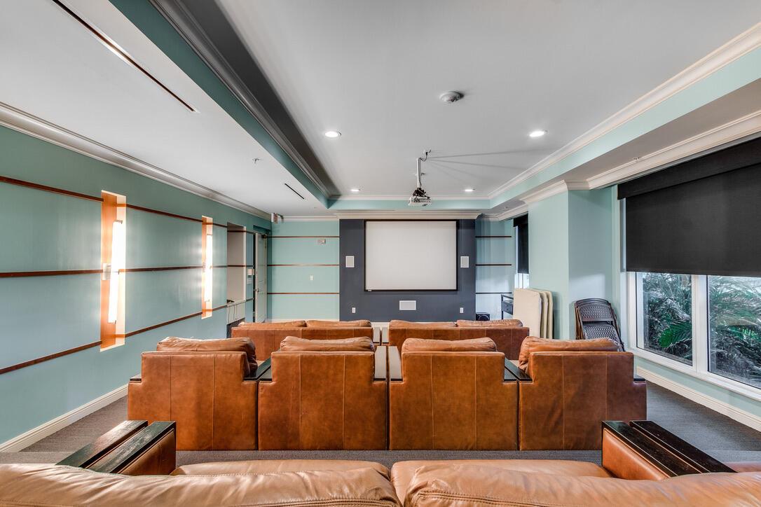 700 E Boynton Beach Boulevard 711