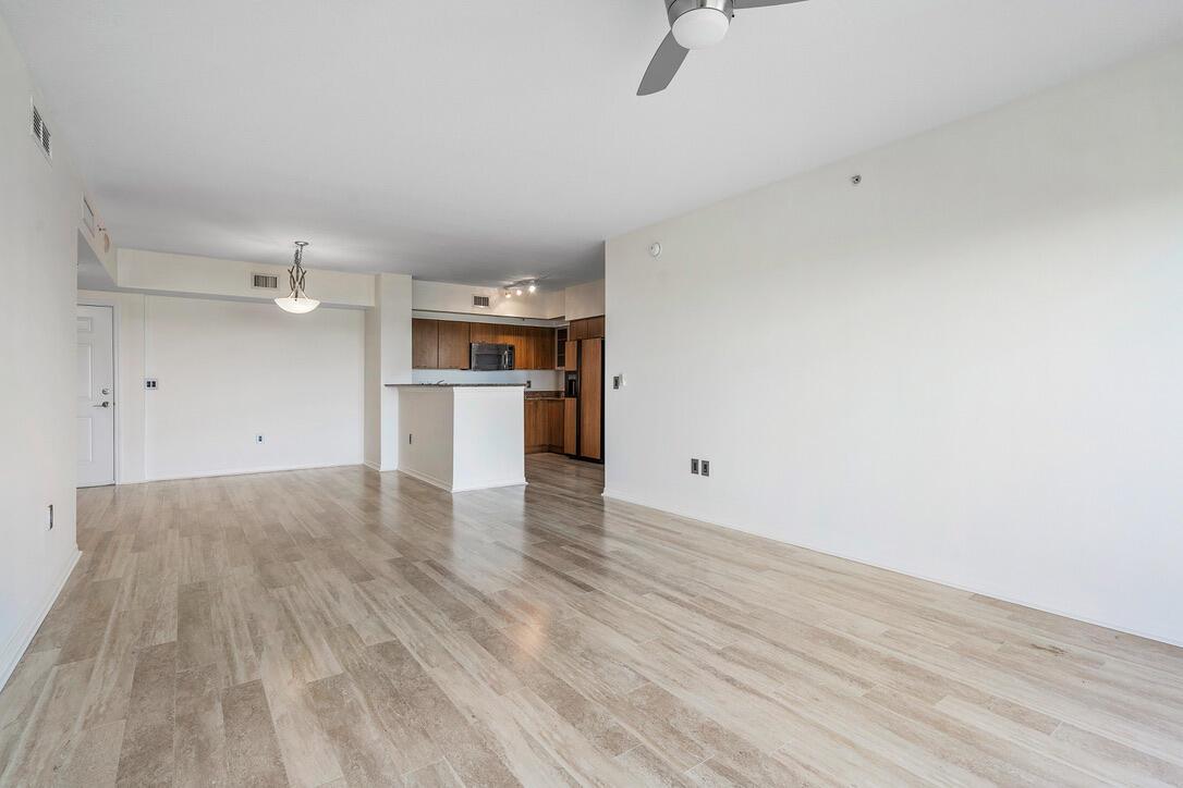 700 E Boynton Beach Boulevard 711