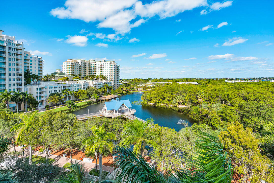 700 E Boynton Beach Boulevard 711