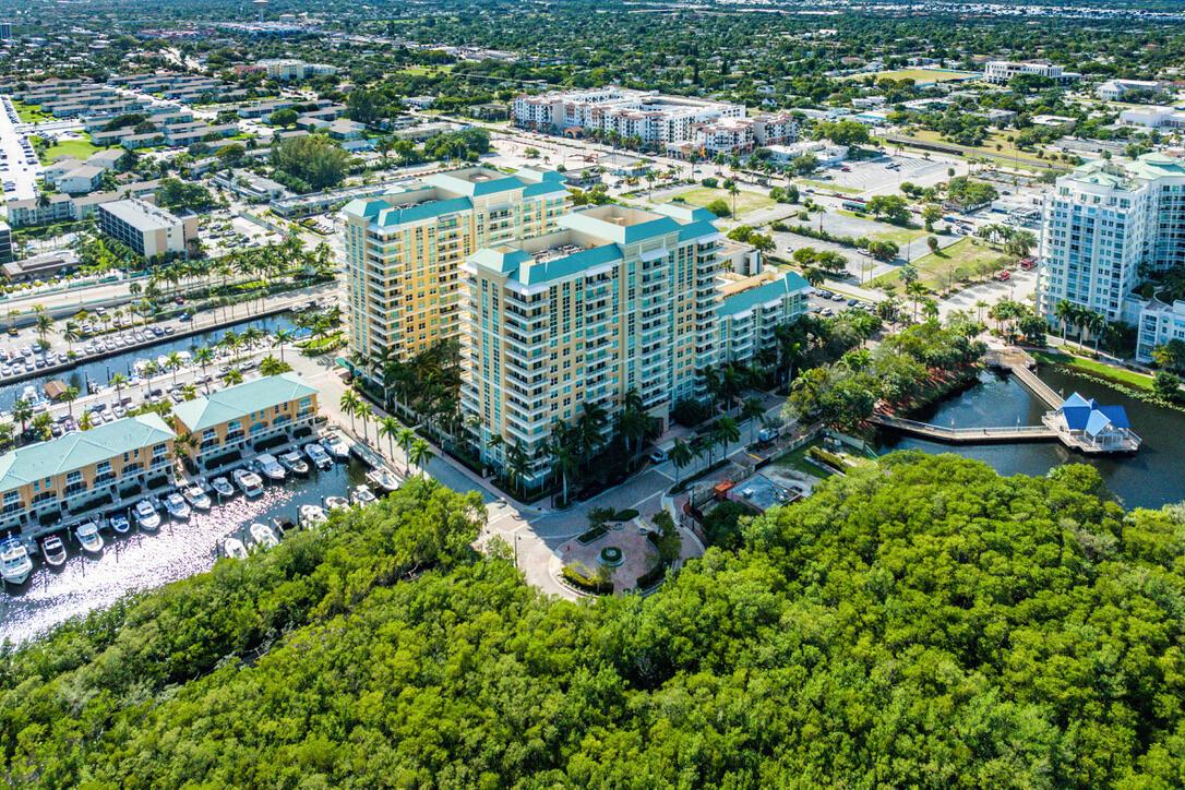 700 E Boynton Beach Boulevard 711