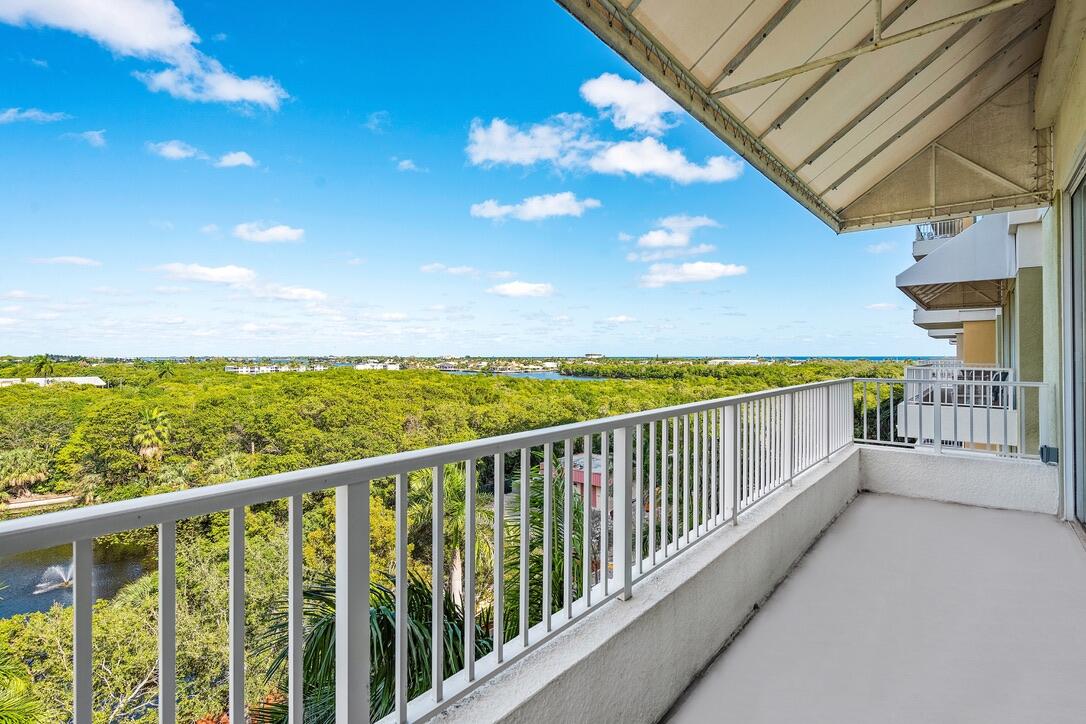 700 E Boynton Beach Boulevard 711