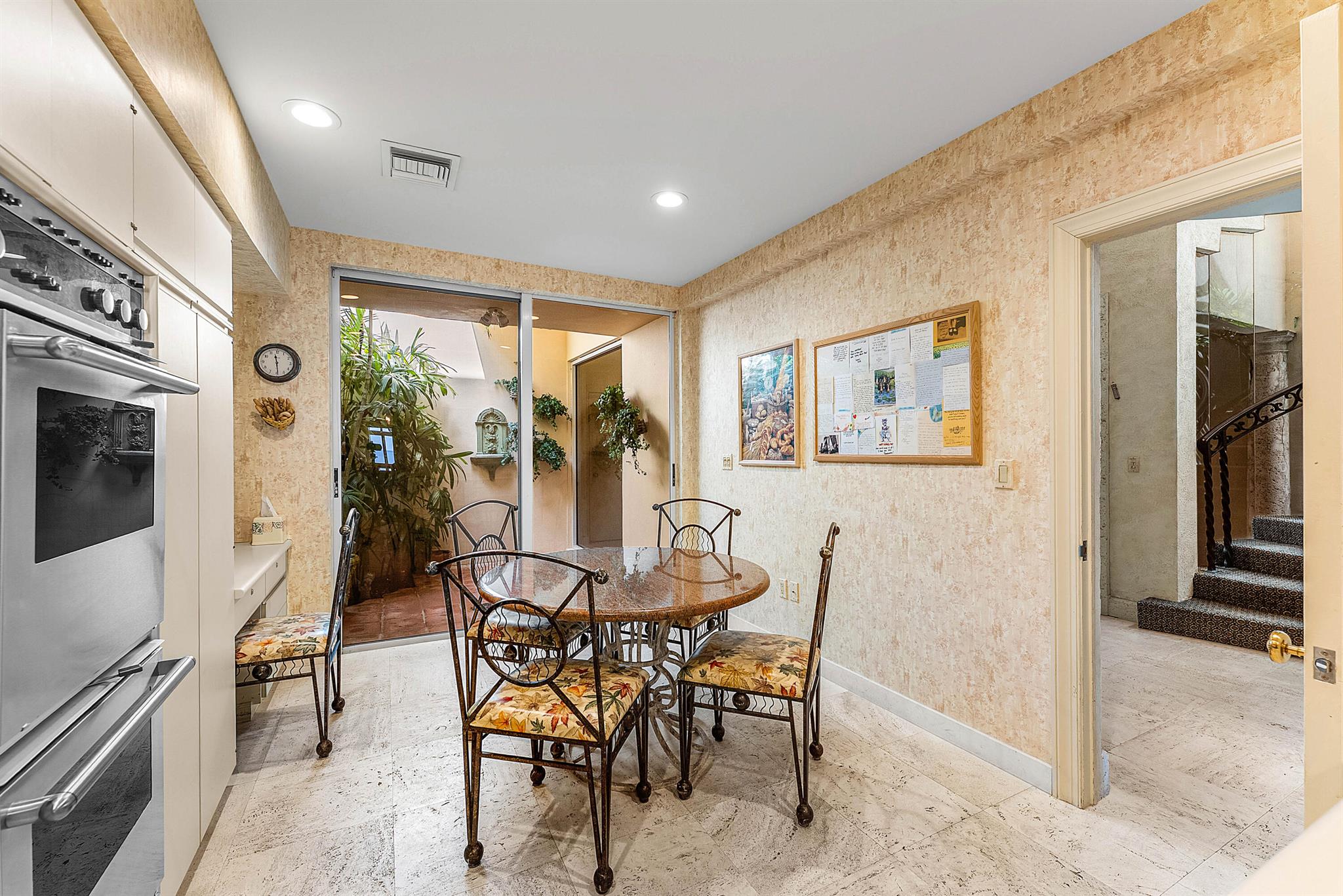 13 Sloans Curve Drive 13