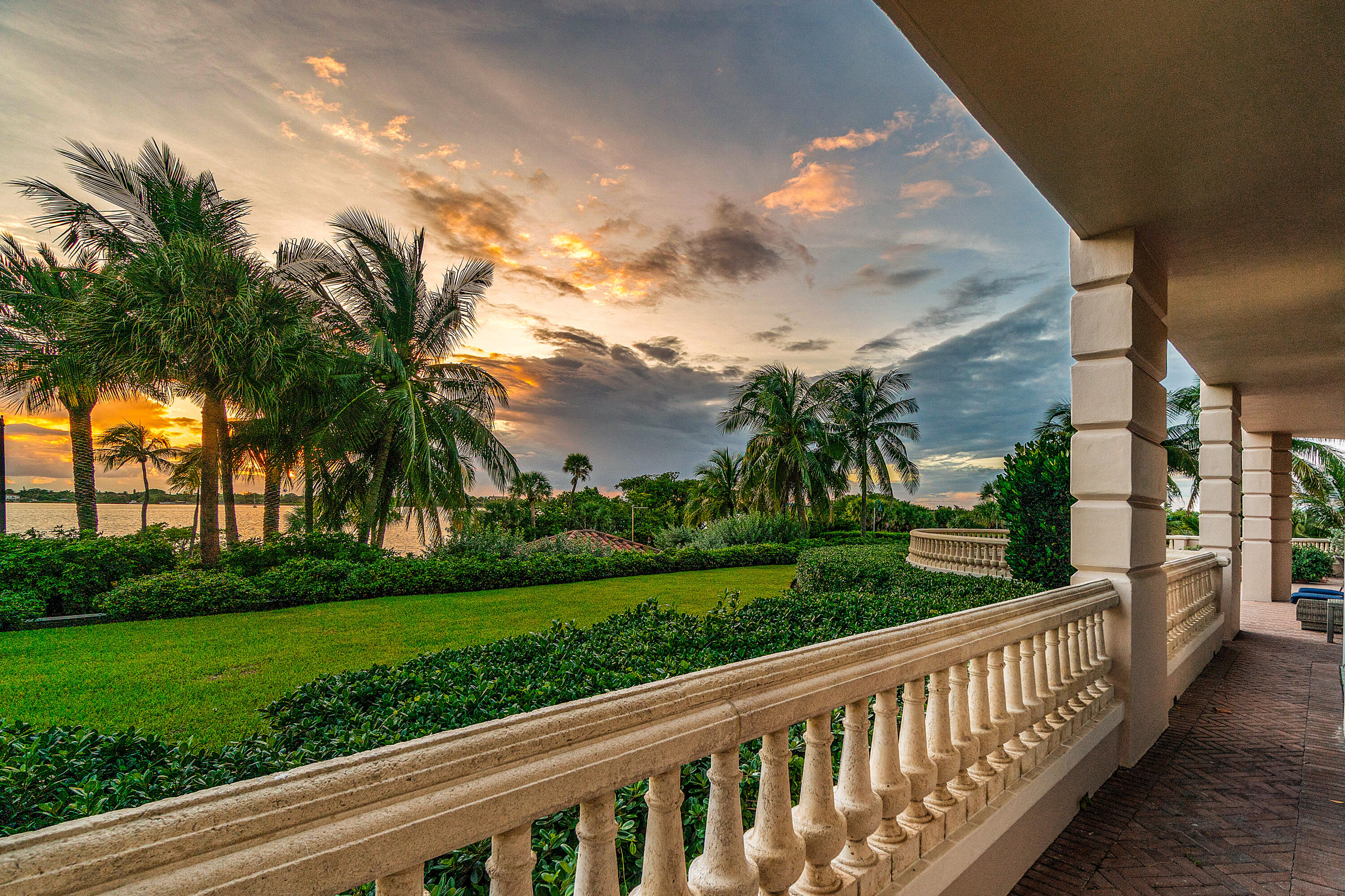 3000 S Ocean Boulevard 201