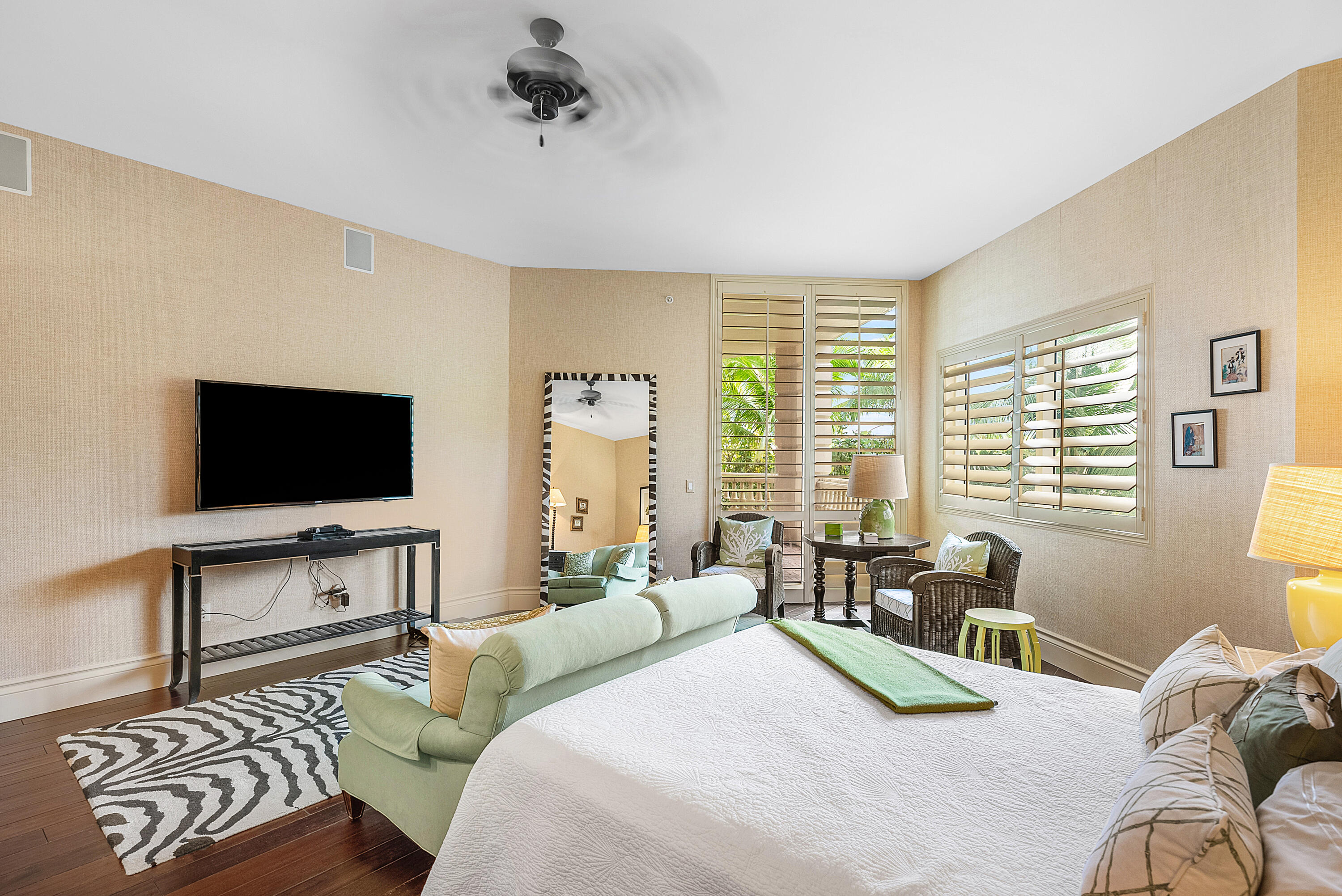 3000 S Ocean Boulevard 201