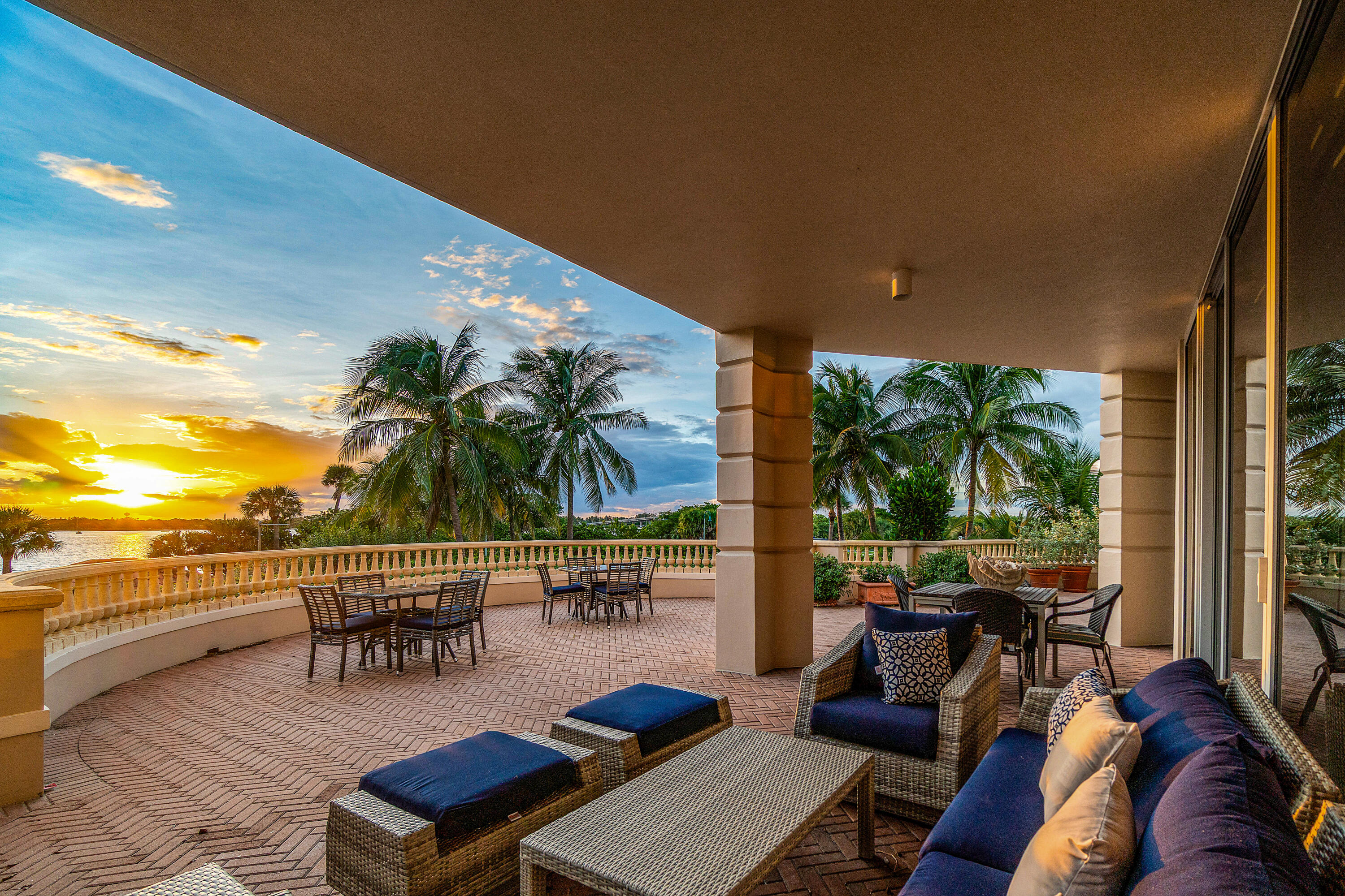 3000 S Ocean Boulevard 201