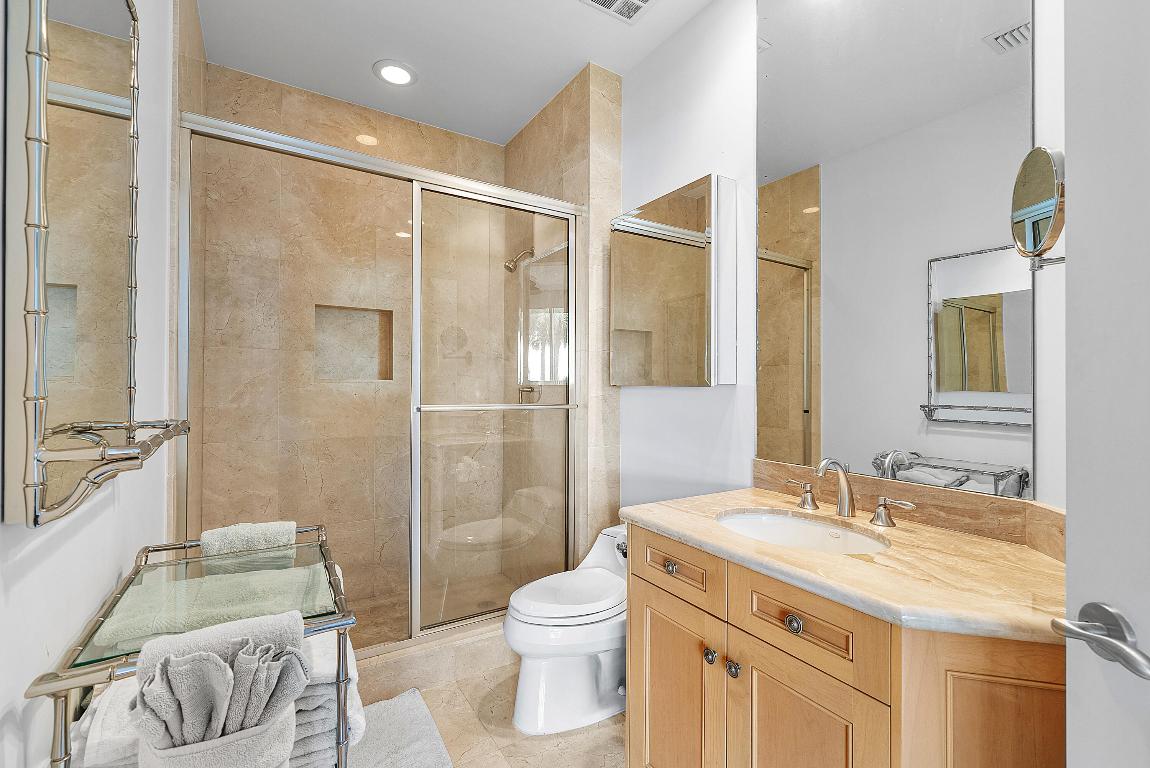 3000 S Ocean Boulevard 201