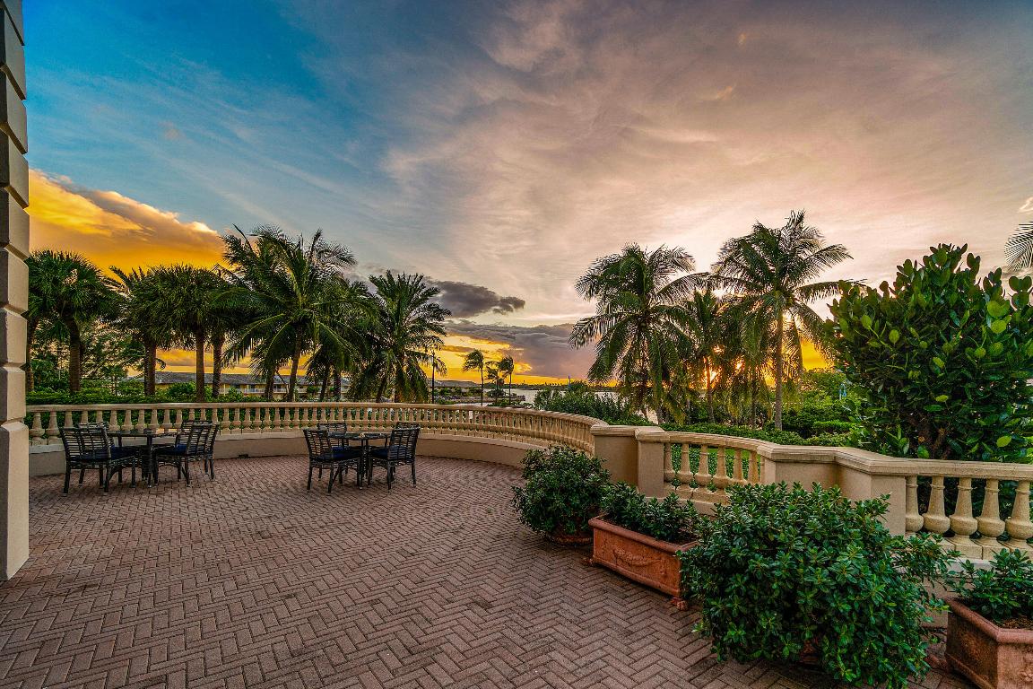 3000 S Ocean Boulevard 201