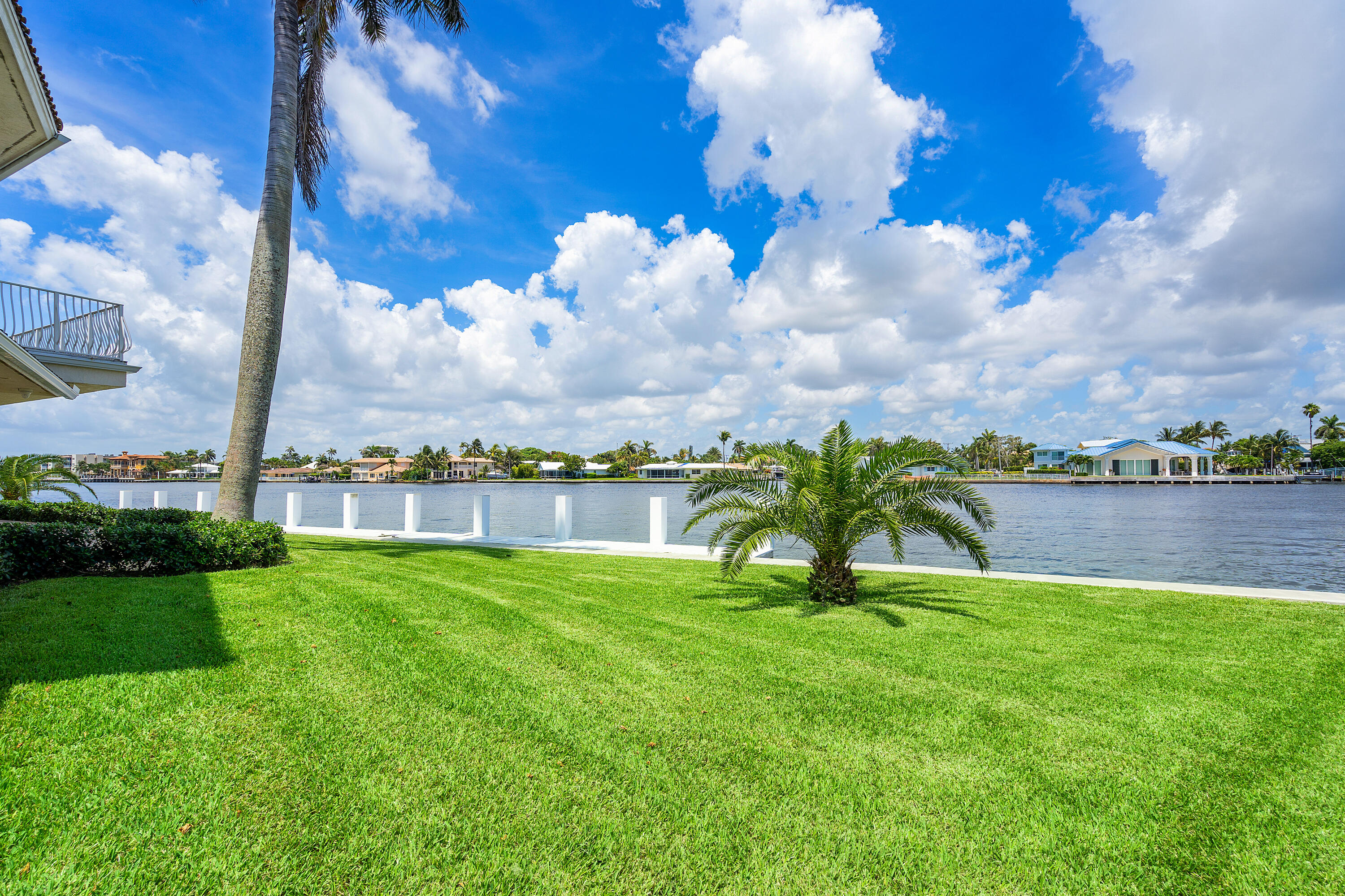 66 Harbour Drive N