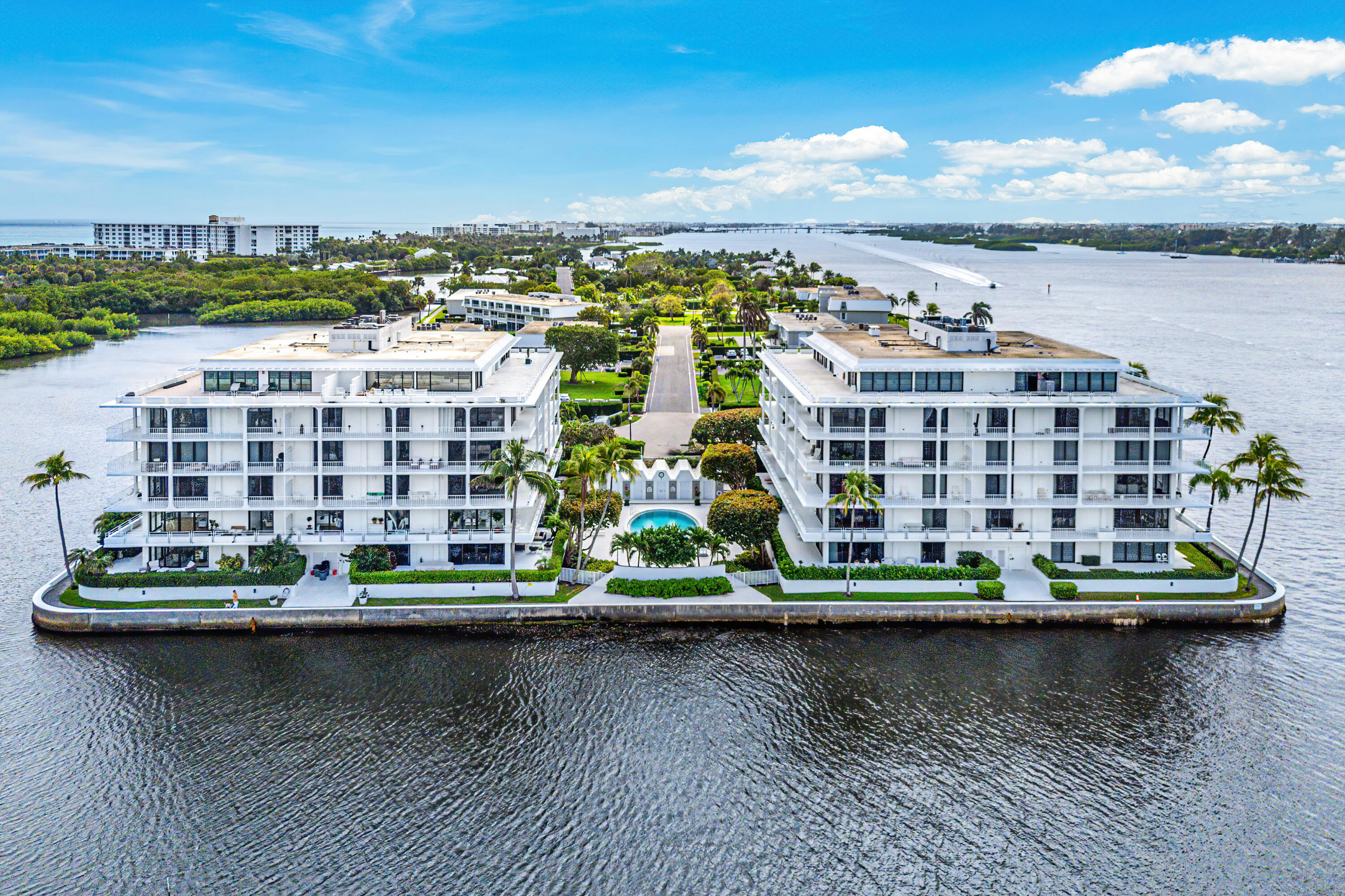 2150 Ibis Isle Road 8