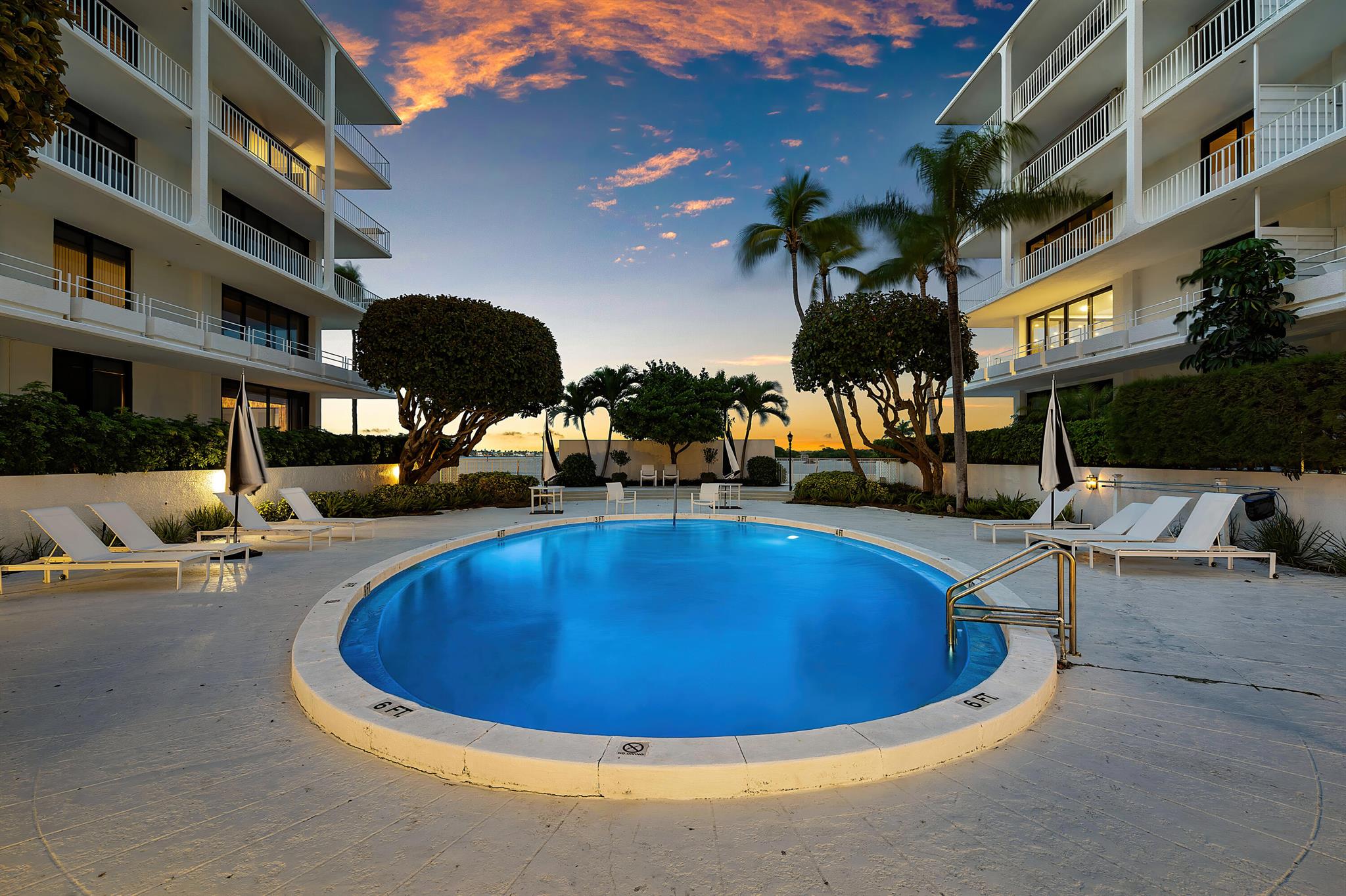 2150 Ibis Isle Road 8