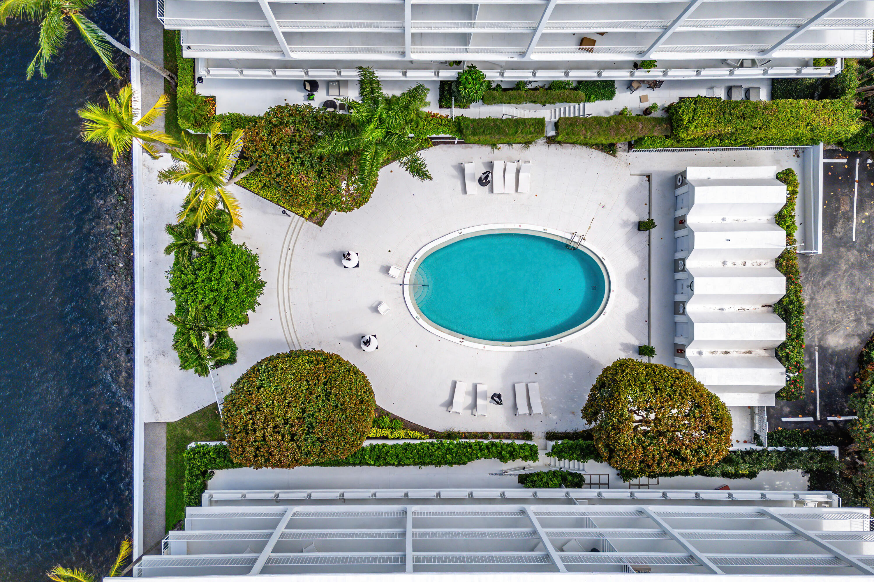 2150 Ibis Isle Road 8