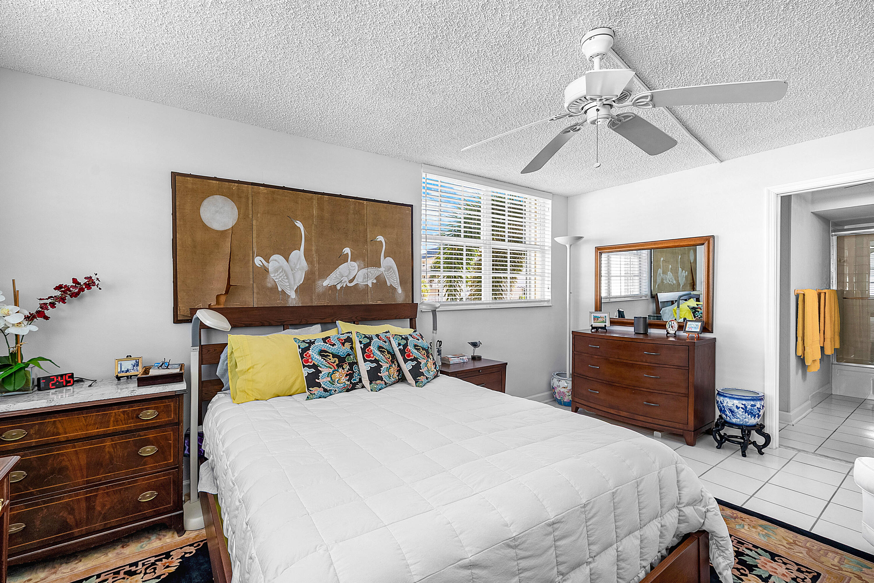 3575 S Ocean Boulevard 2000