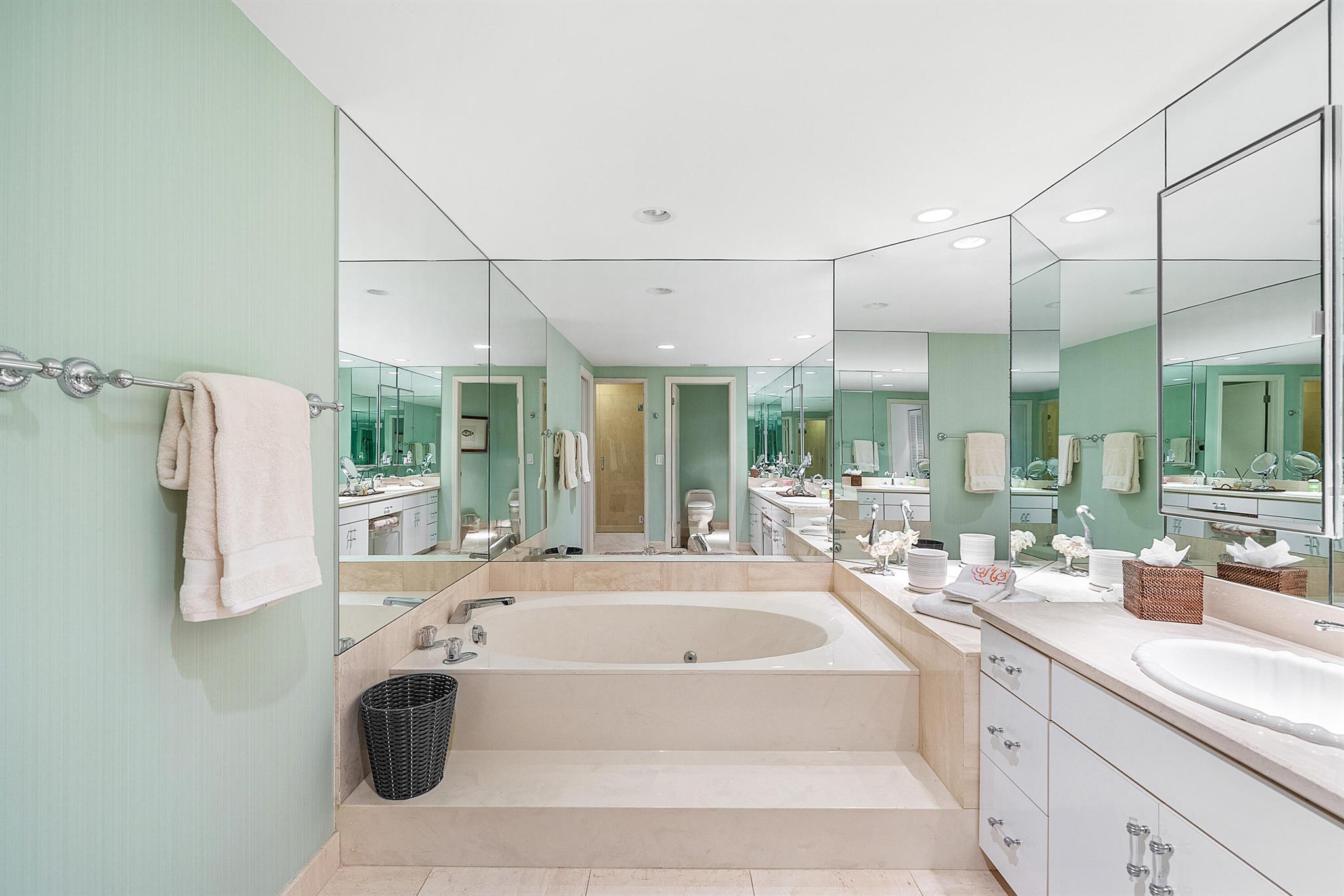 3140 S Ocean Boulevard 303 S