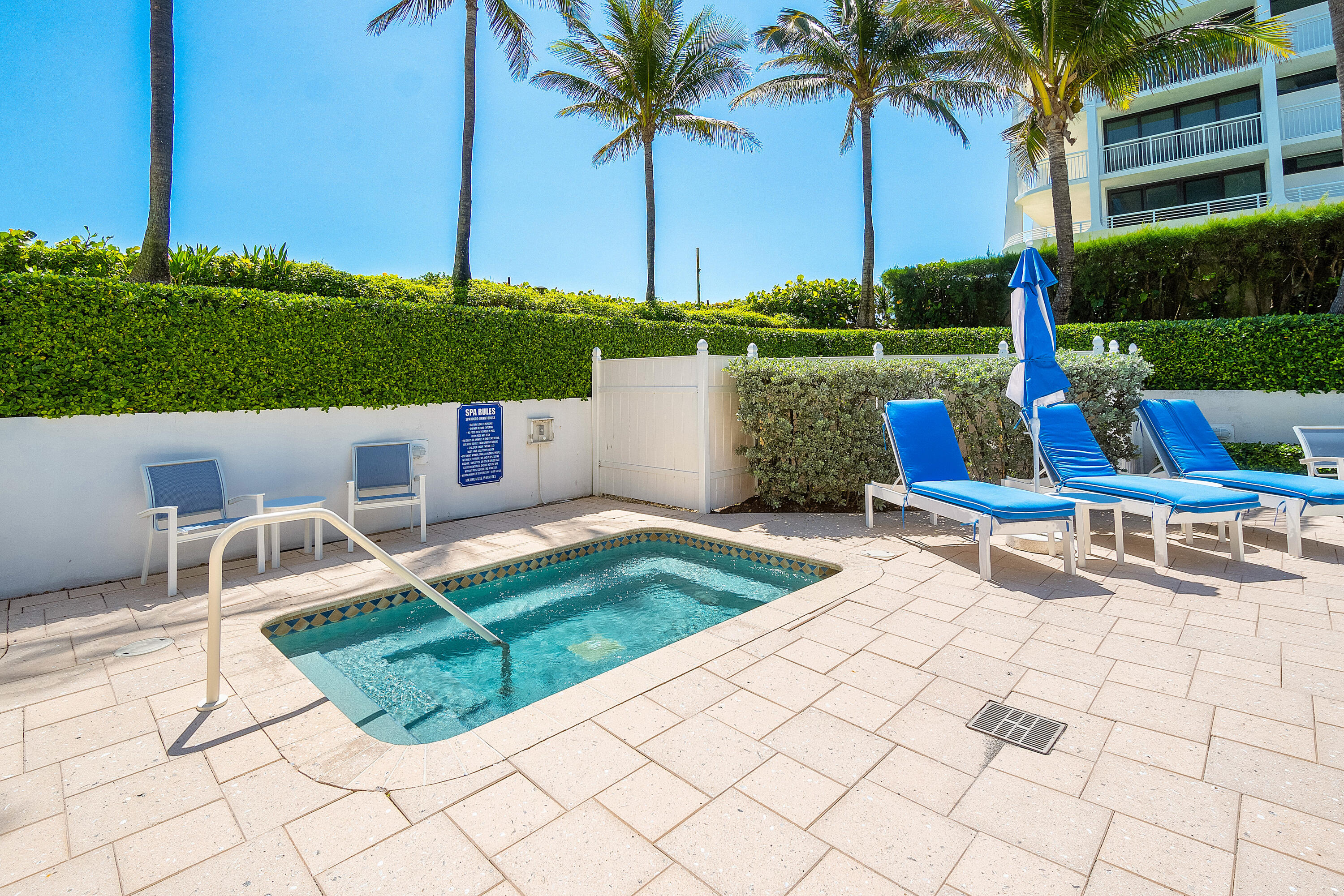 2580 S Ocean Boulevard 1c2