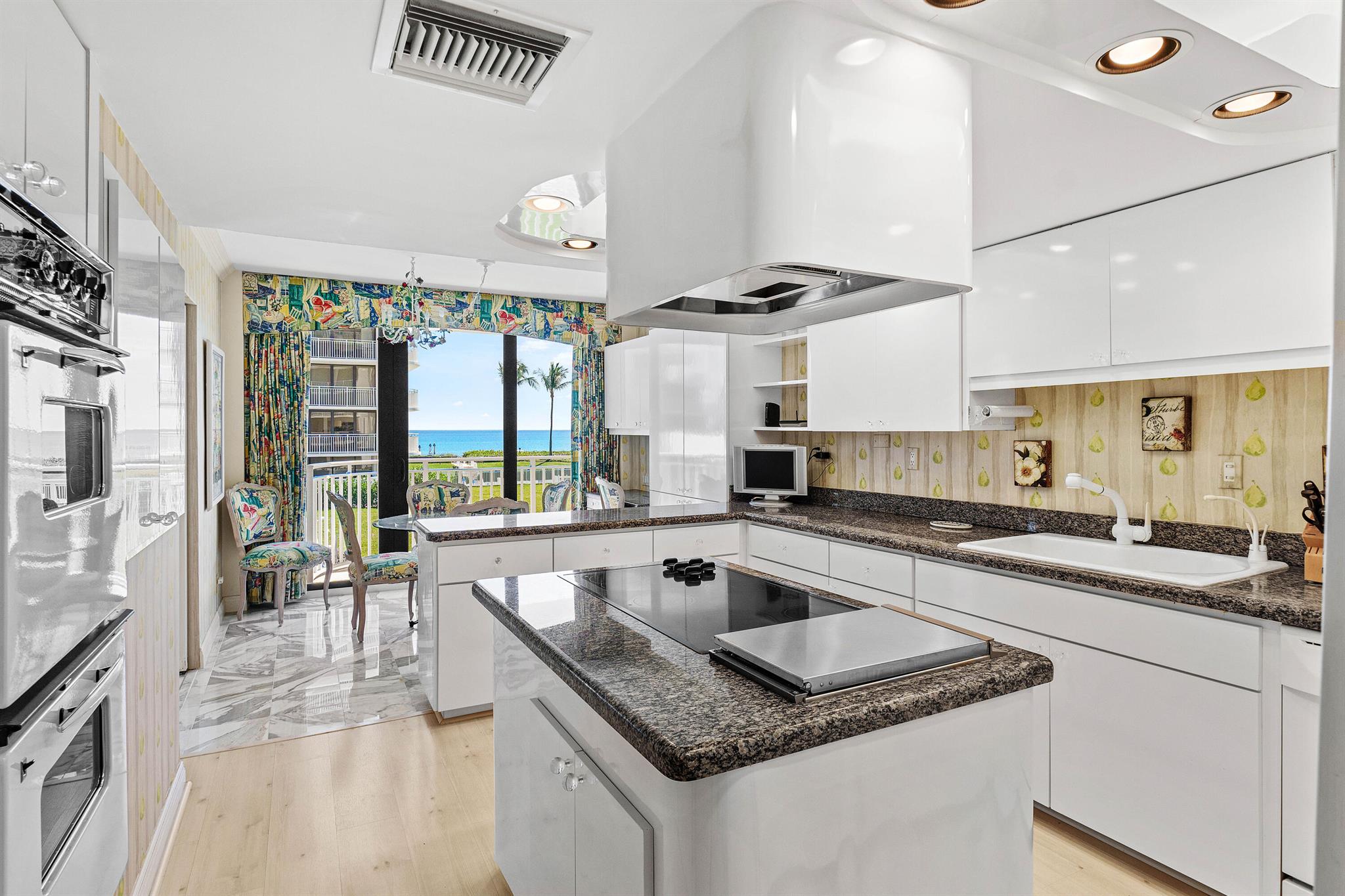 2580 S Ocean Boulevard 1c2