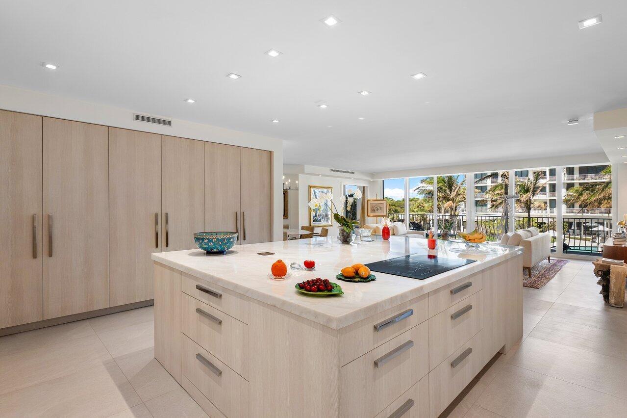 2000 S Ocean Boulevard 103s