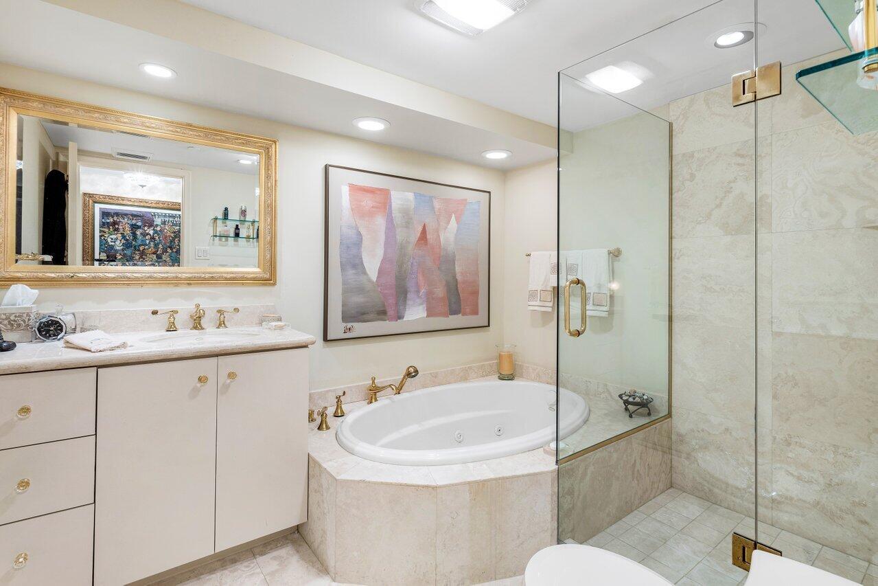 2660 S Ocean Boulevard 202n, Palm Beach Unit: 202n