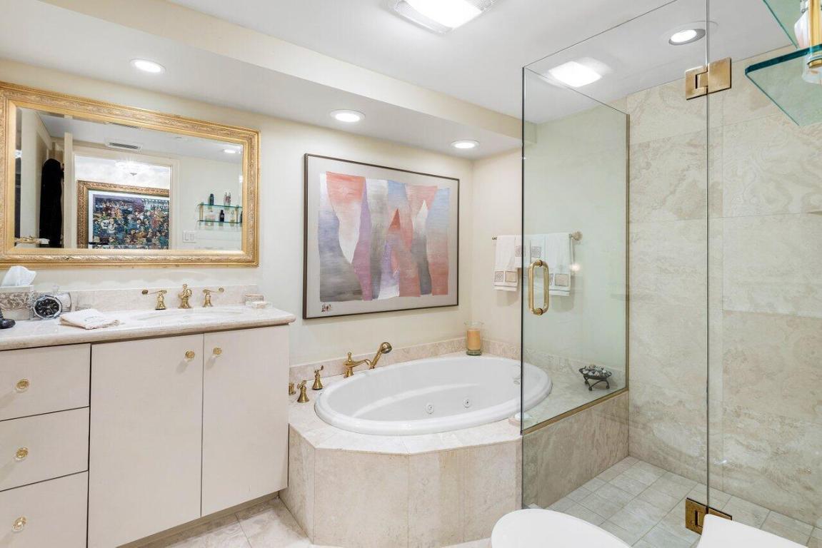 2660 S Ocean Boulevard 202n, Palm Beach Unit: 202n