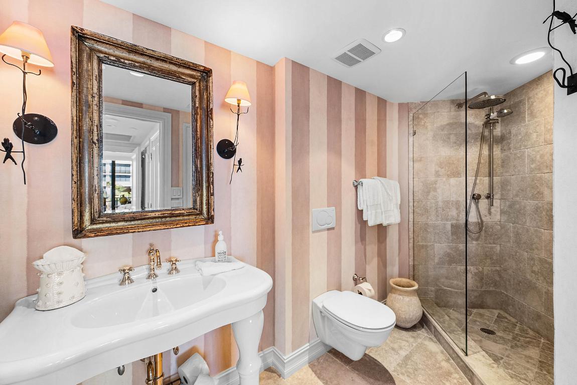 3100 S Ocean Boulevard 302s, Palm Beach Unit: 302s