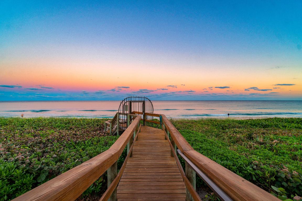 3100 S Ocean Boulevard 302s, Palm Beach Unit: 302s