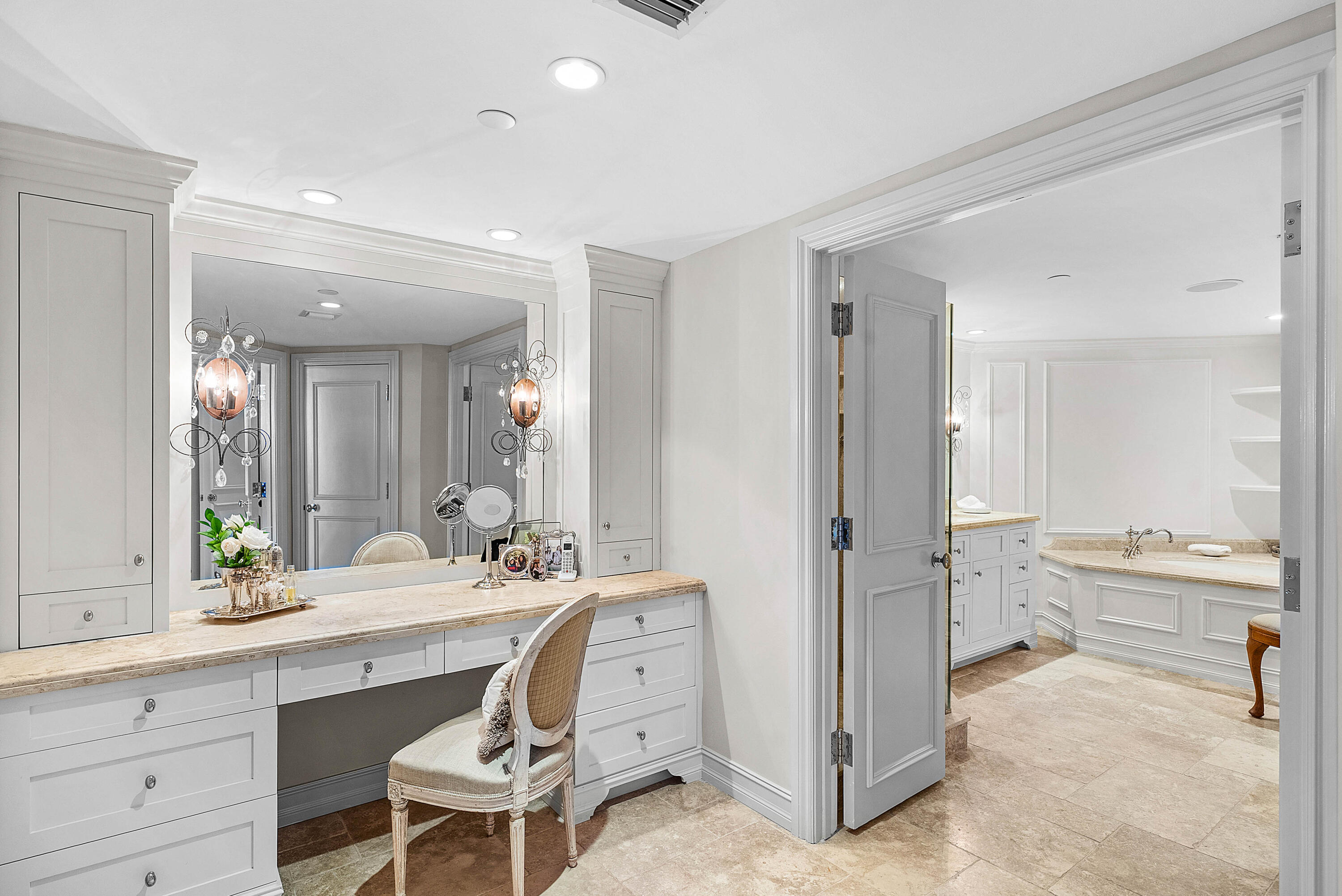 3100 S Ocean Boulevard 302s, Palm Beach Unit: 302s