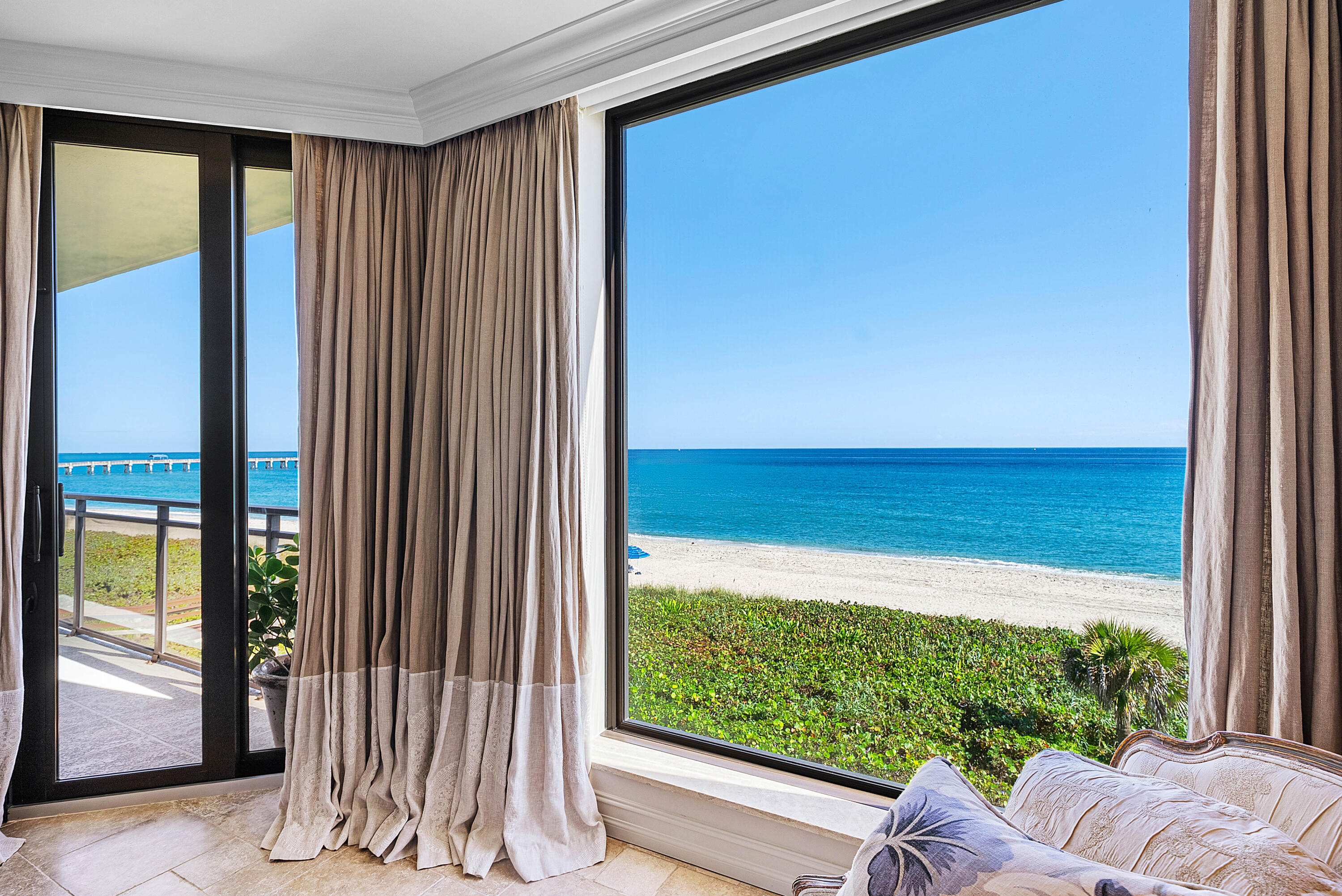 3100 S Ocean Boulevard 302s, Palm Beach Unit: 302s