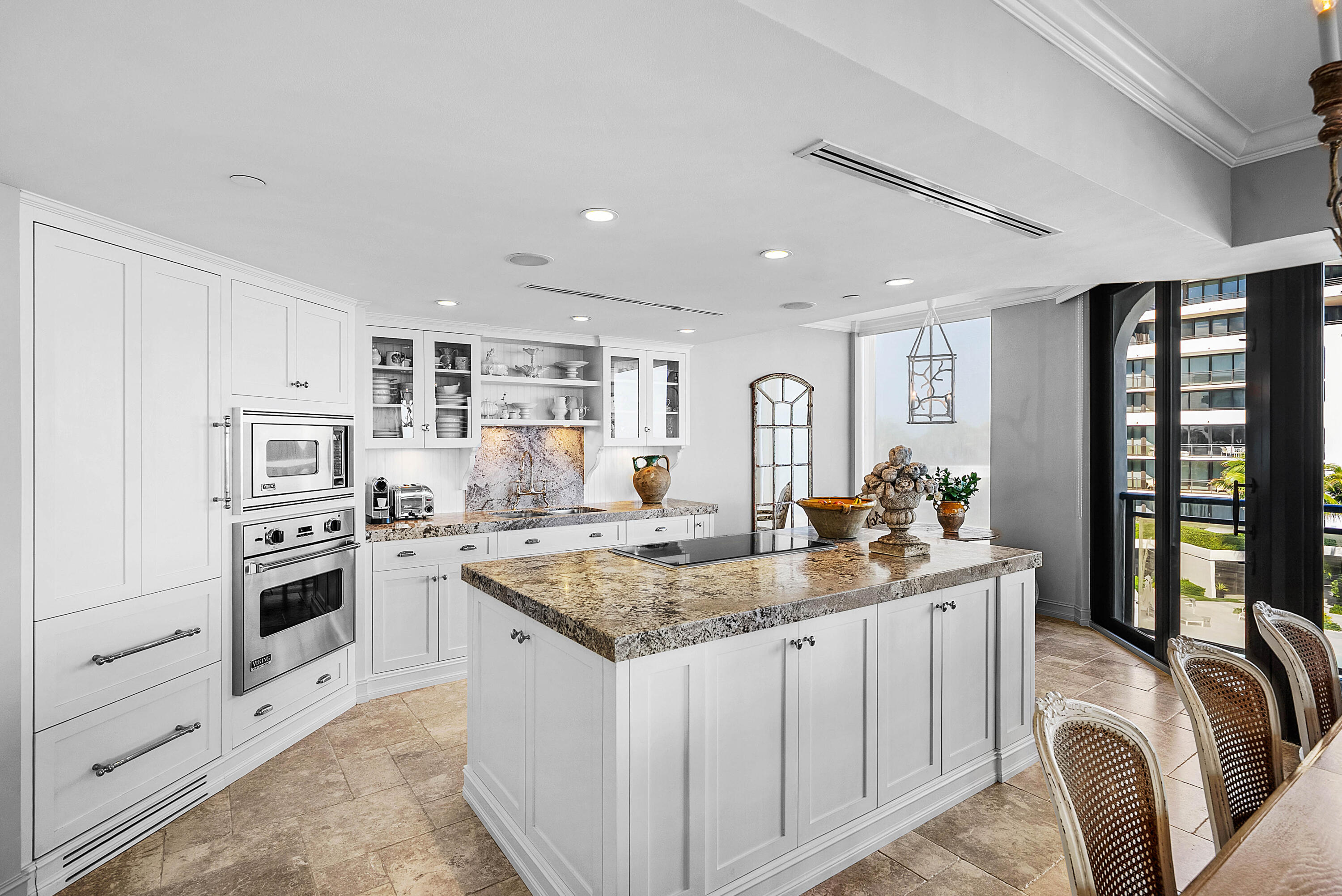 3100 S Ocean Boulevard 302s, Palm Beach Unit: 302s