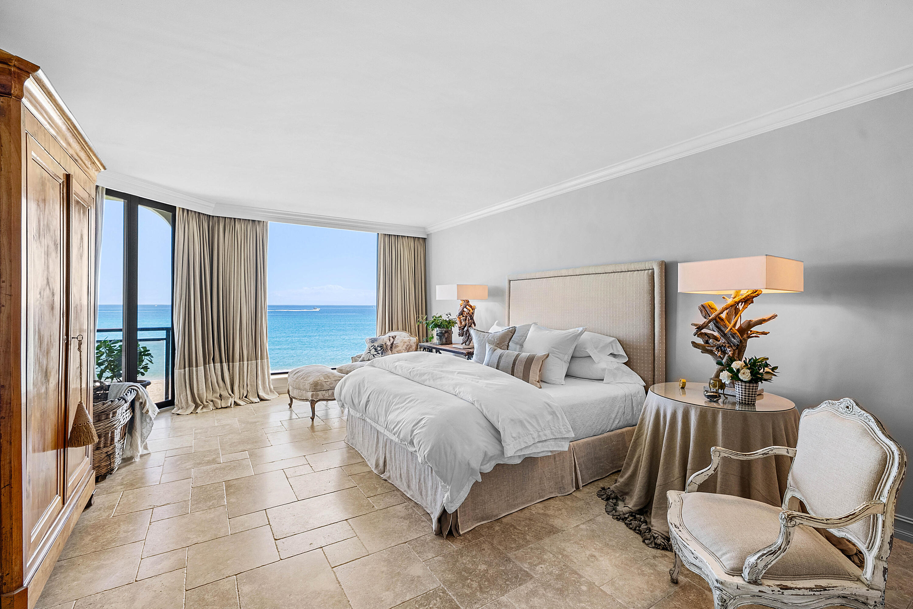 3100 S Ocean Boulevard 302s, Palm Beach Unit: 302s