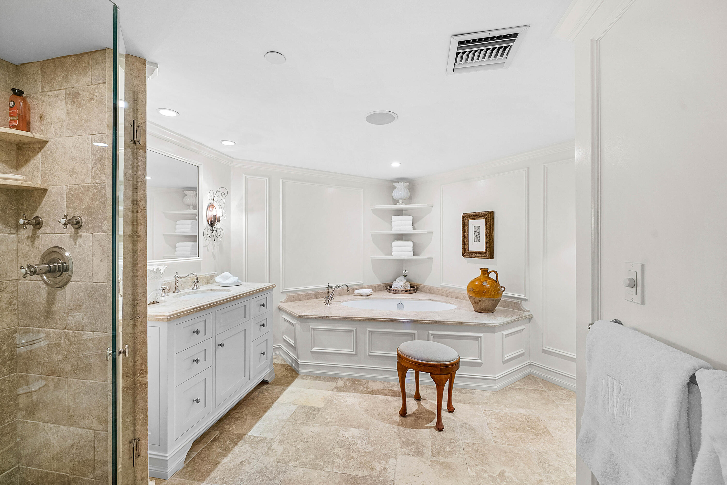 3100 S Ocean Boulevard 302s, Palm Beach Unit: 302s