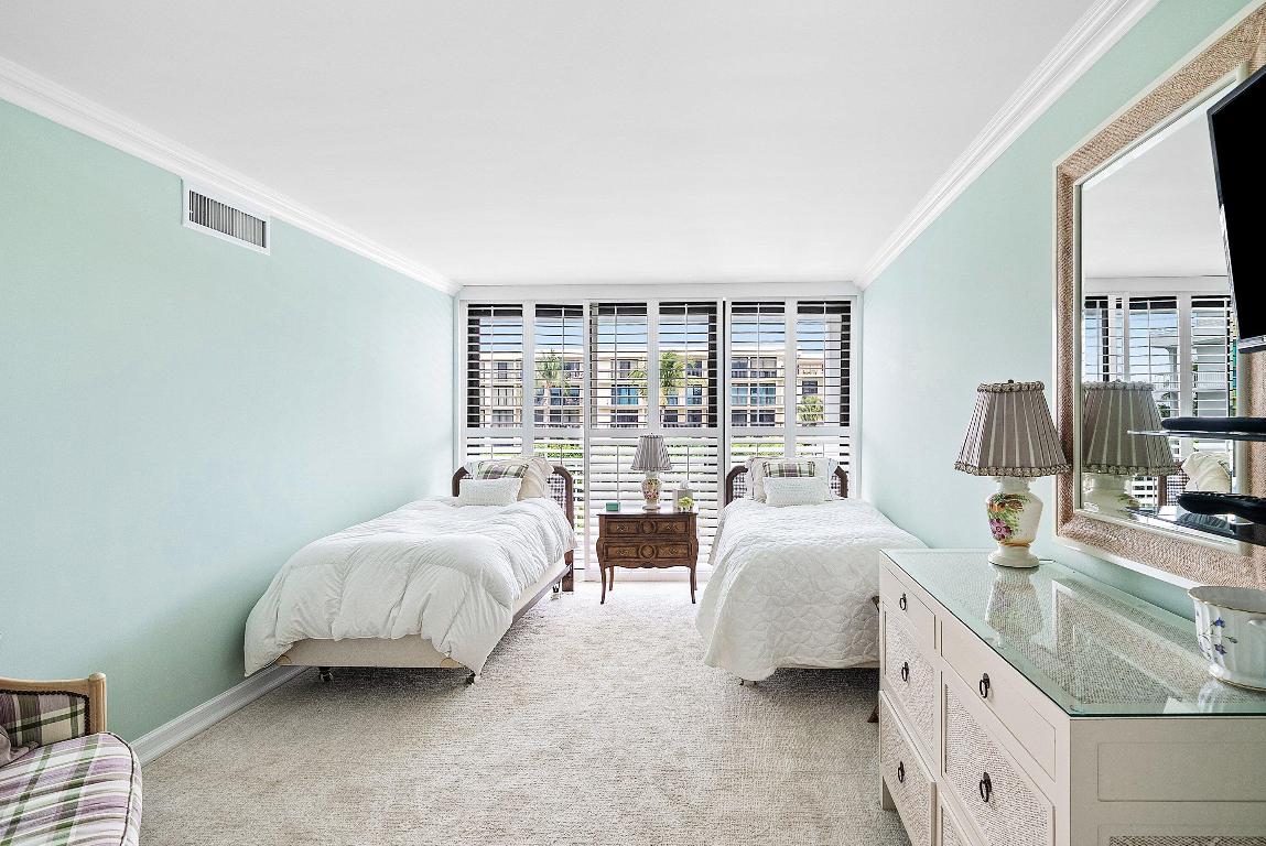 2784 S Ocean Boulevard 303e