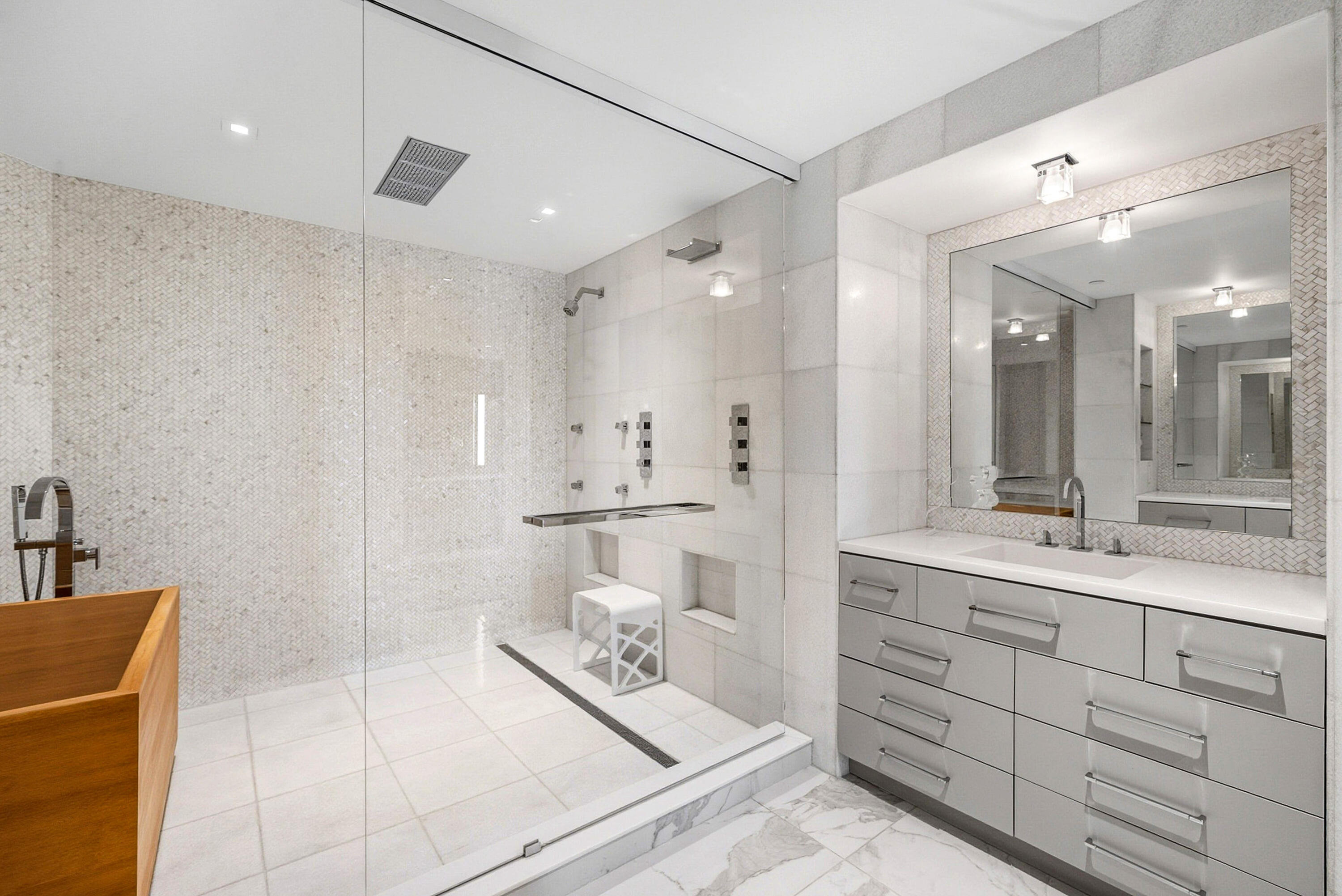 2100 S Ocean Boulevard 402n