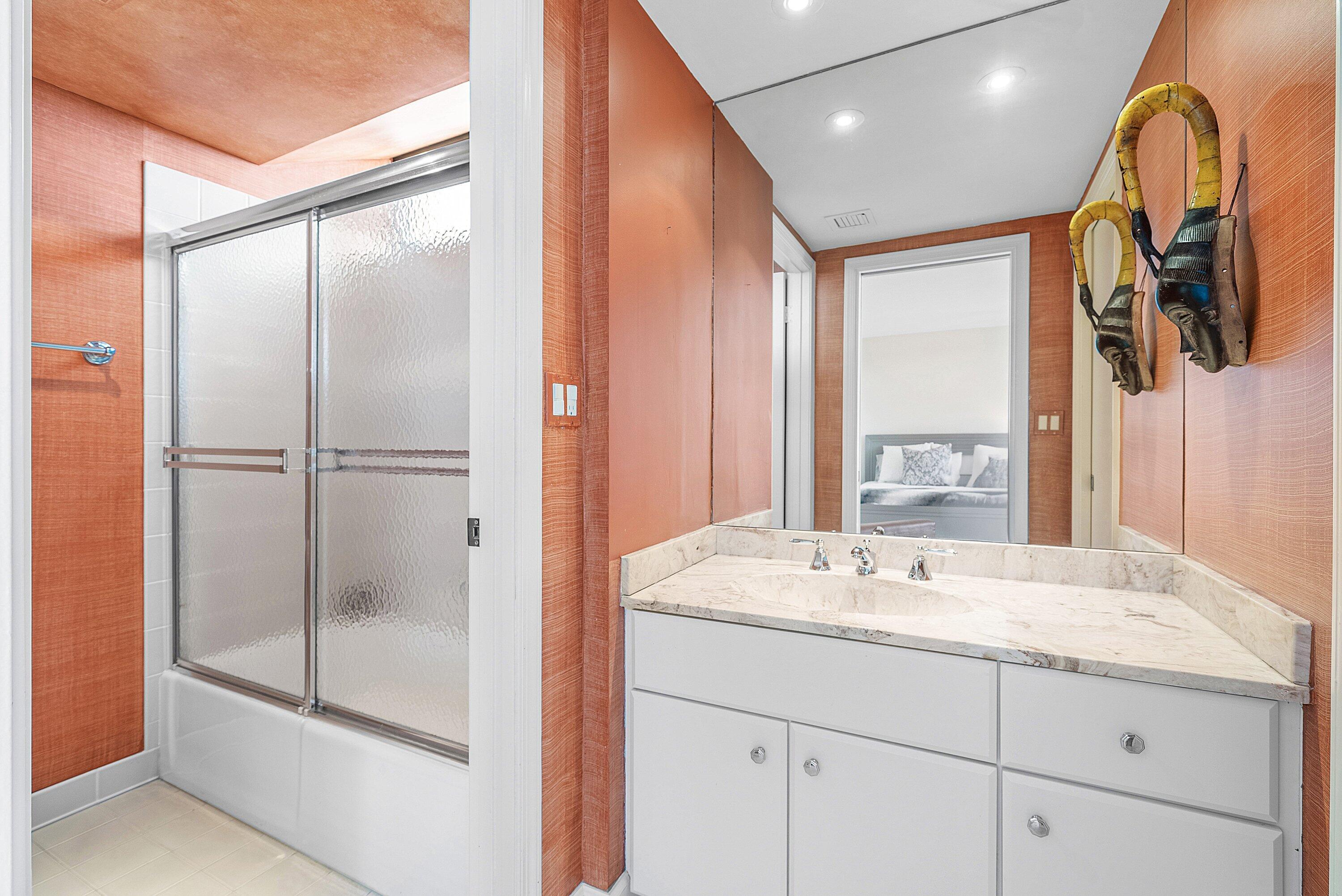 2600 S Ocean Boulevard 303w