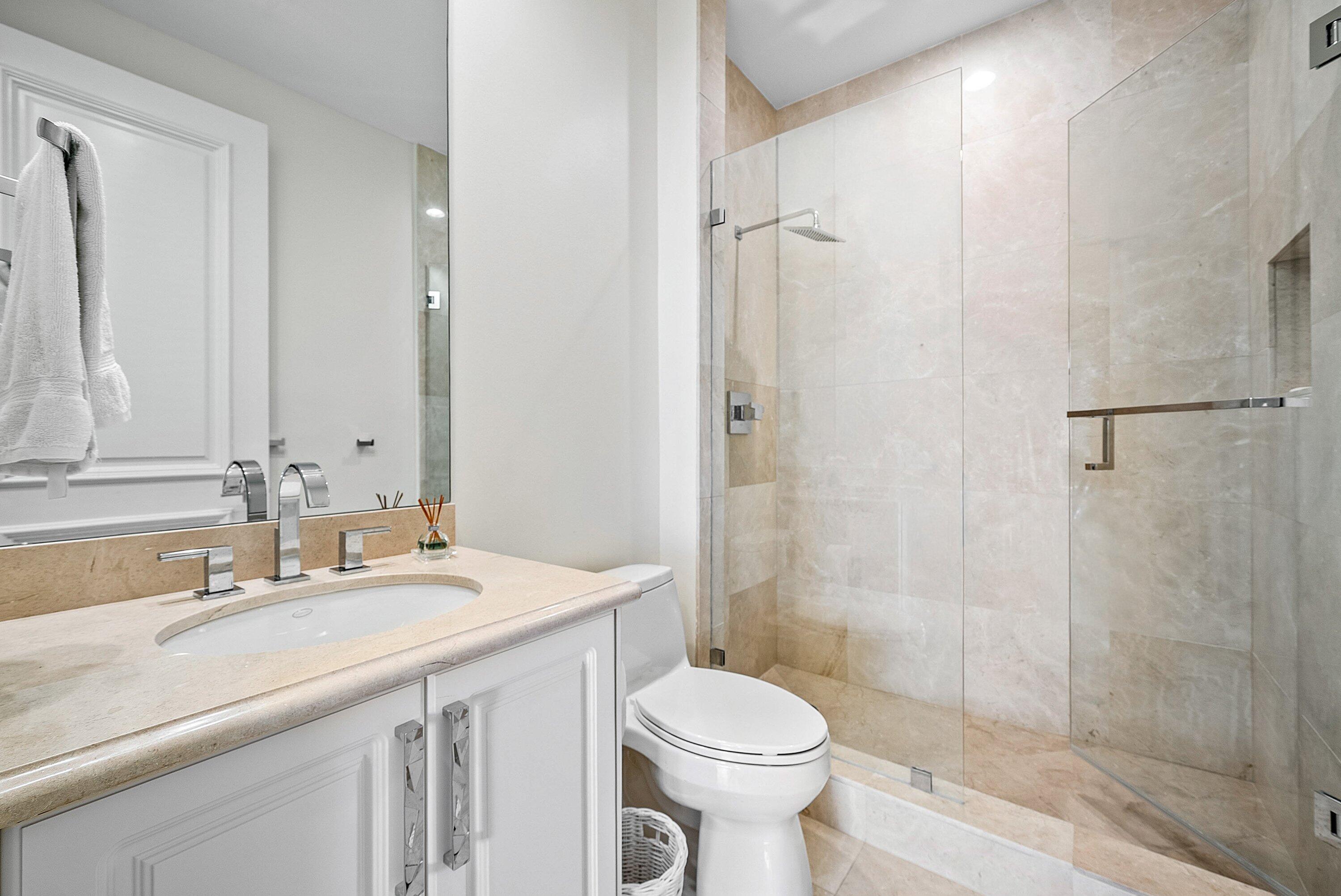 3000 S Ocean Boulevard 402