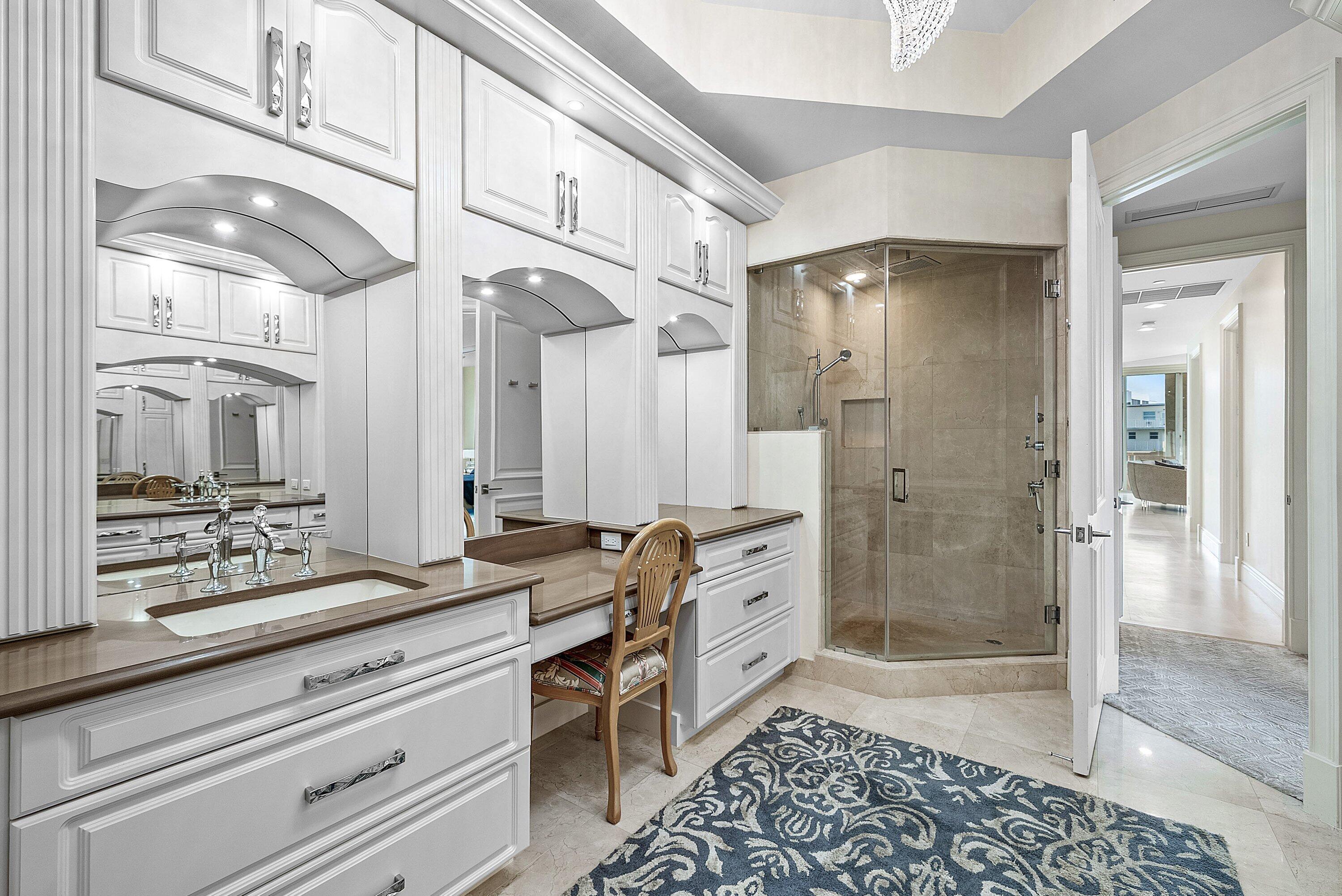 3000 S Ocean Boulevard 402