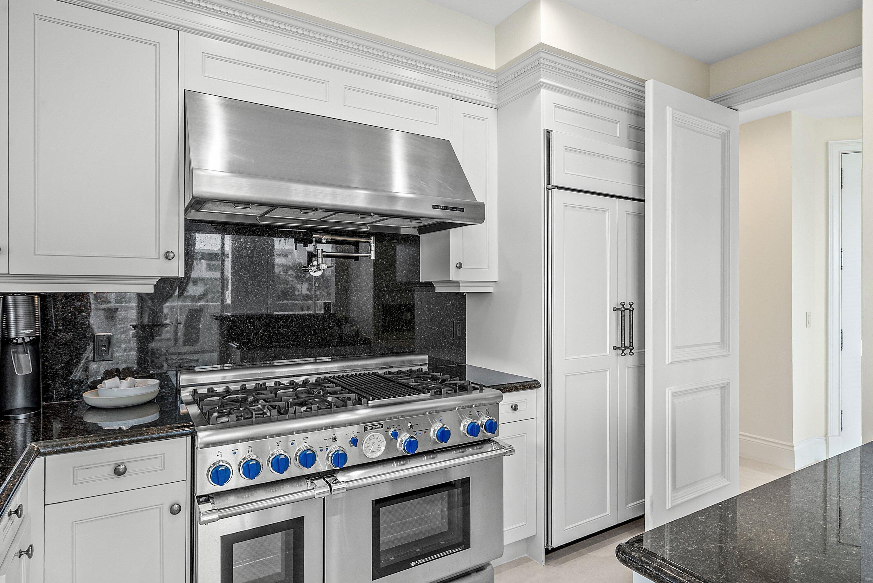 3000 S Ocean Boulevard 402