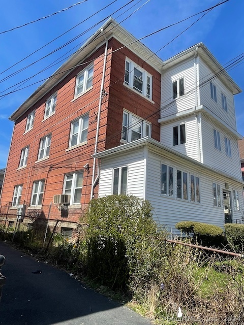 103-105 Kent Street